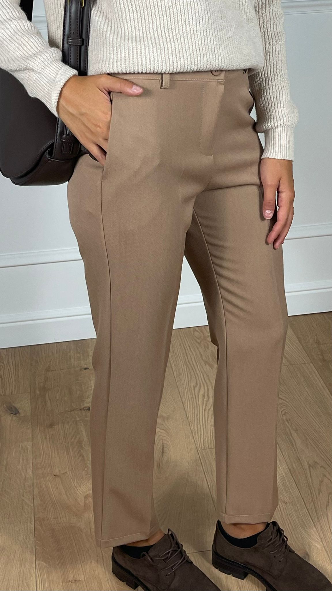 Pantalone a sigaretta