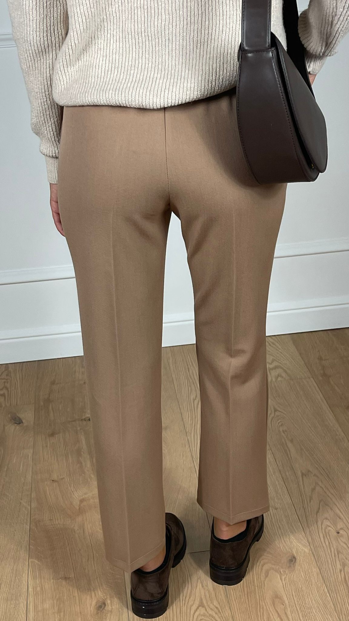 Pantalone a sigaretta