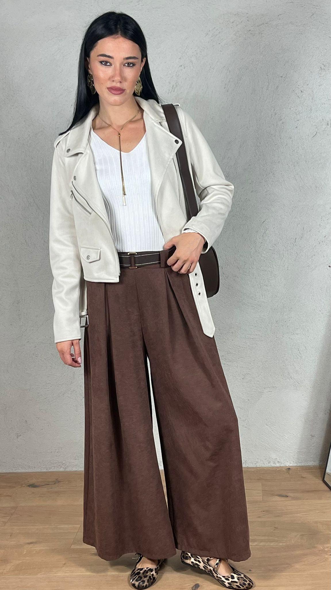 Maglia Scollo V costina