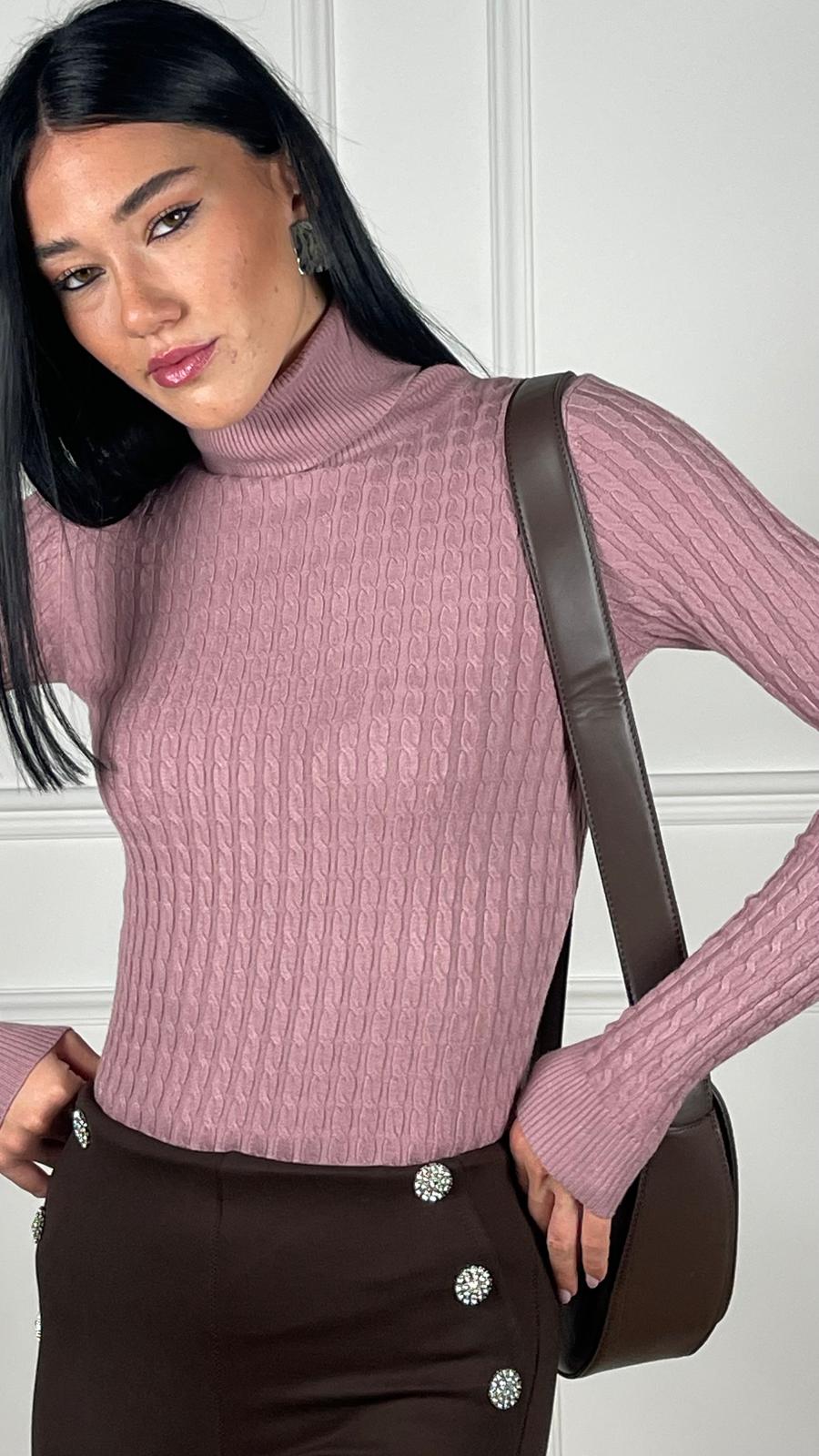 Maglia collo alto trecce