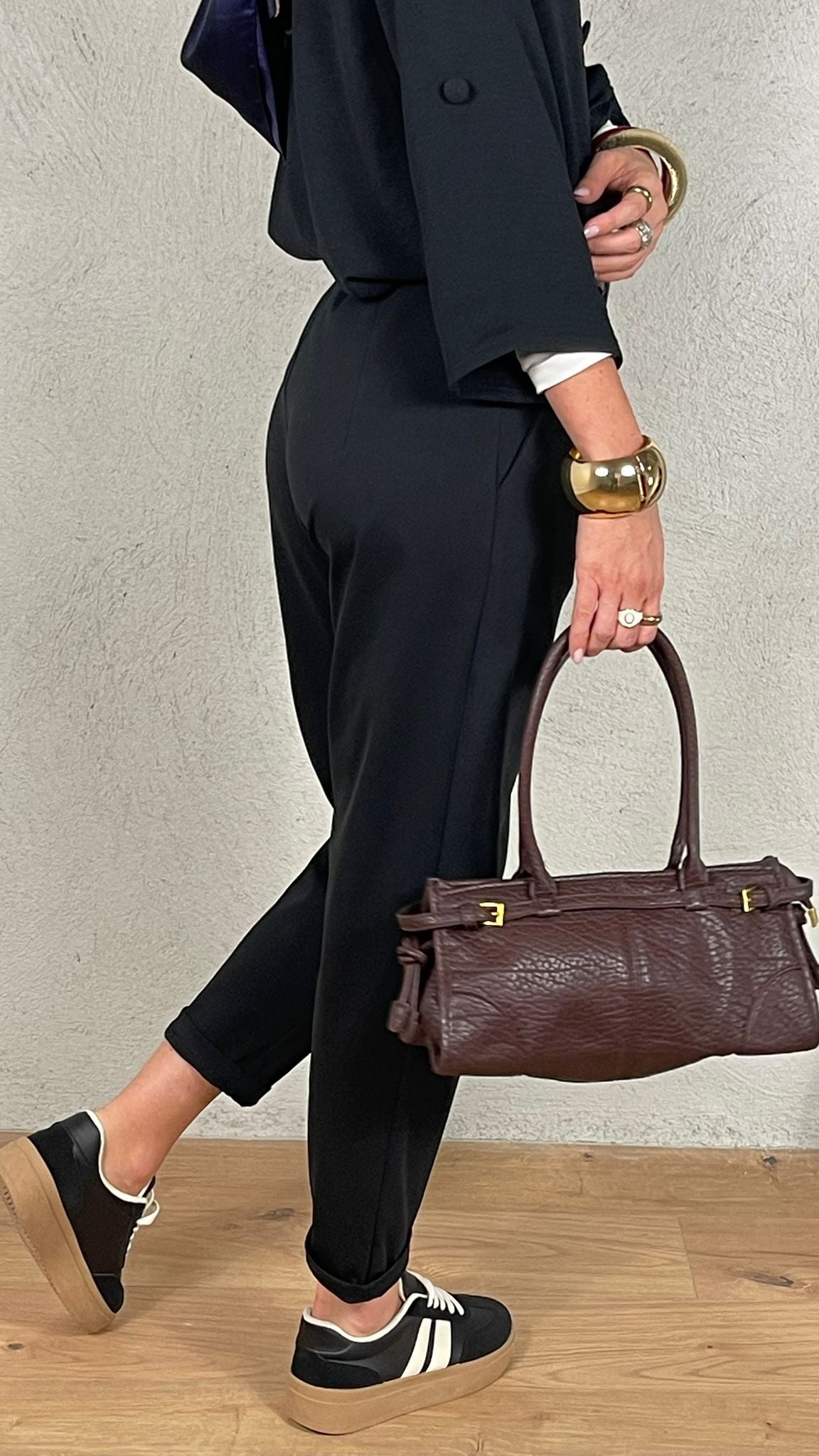 Pantalone con cintura