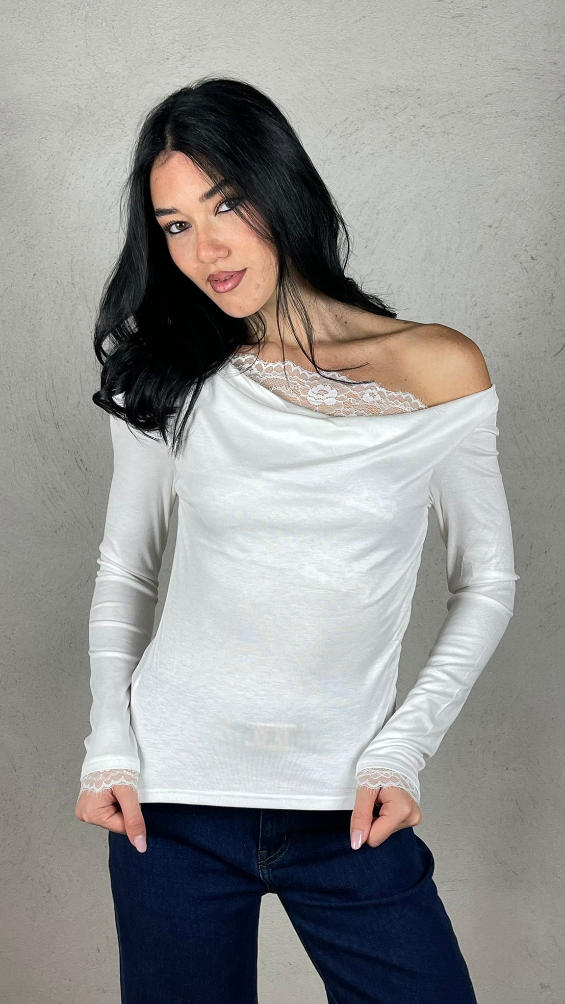 Maglia pizzo combinato