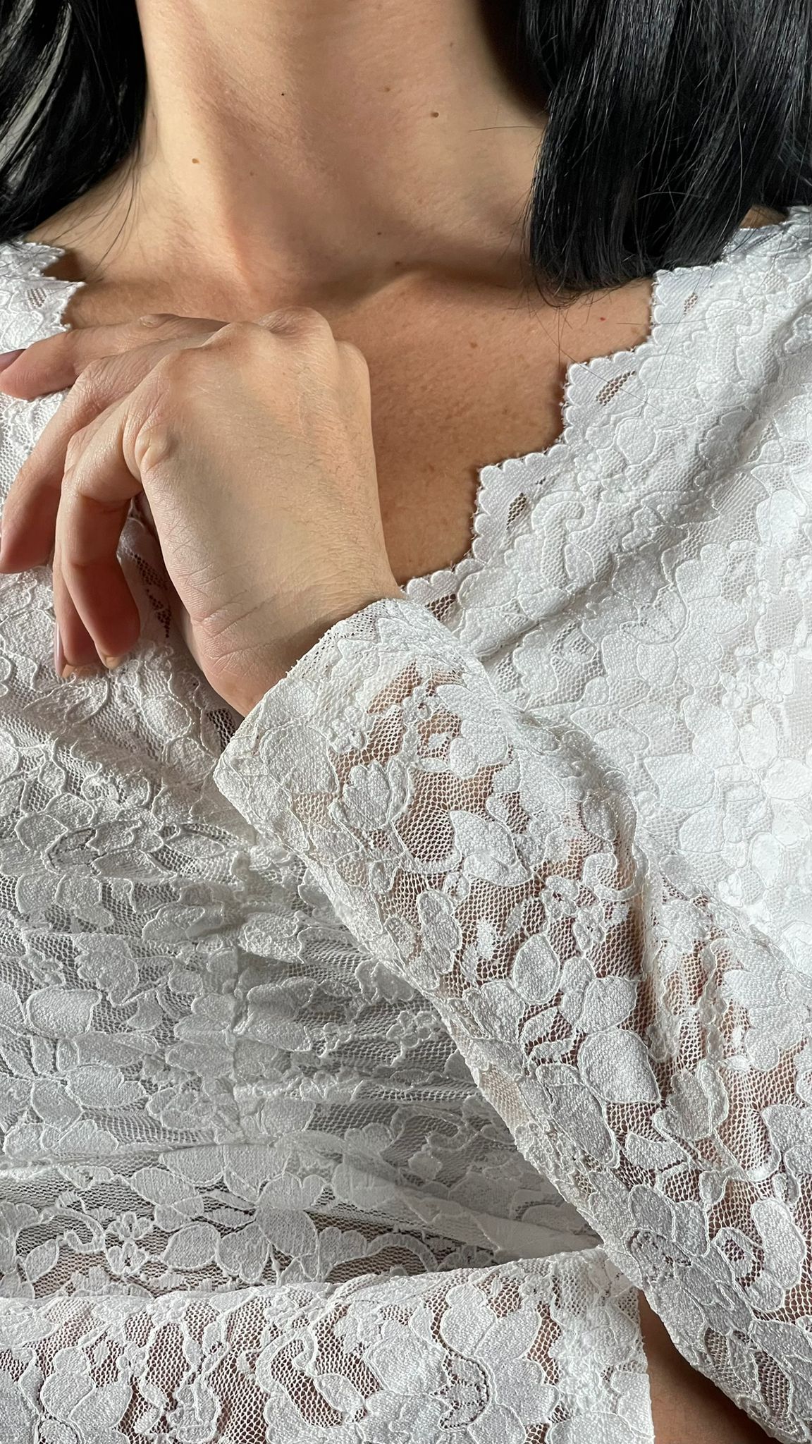 Top manica lunga in pizzo