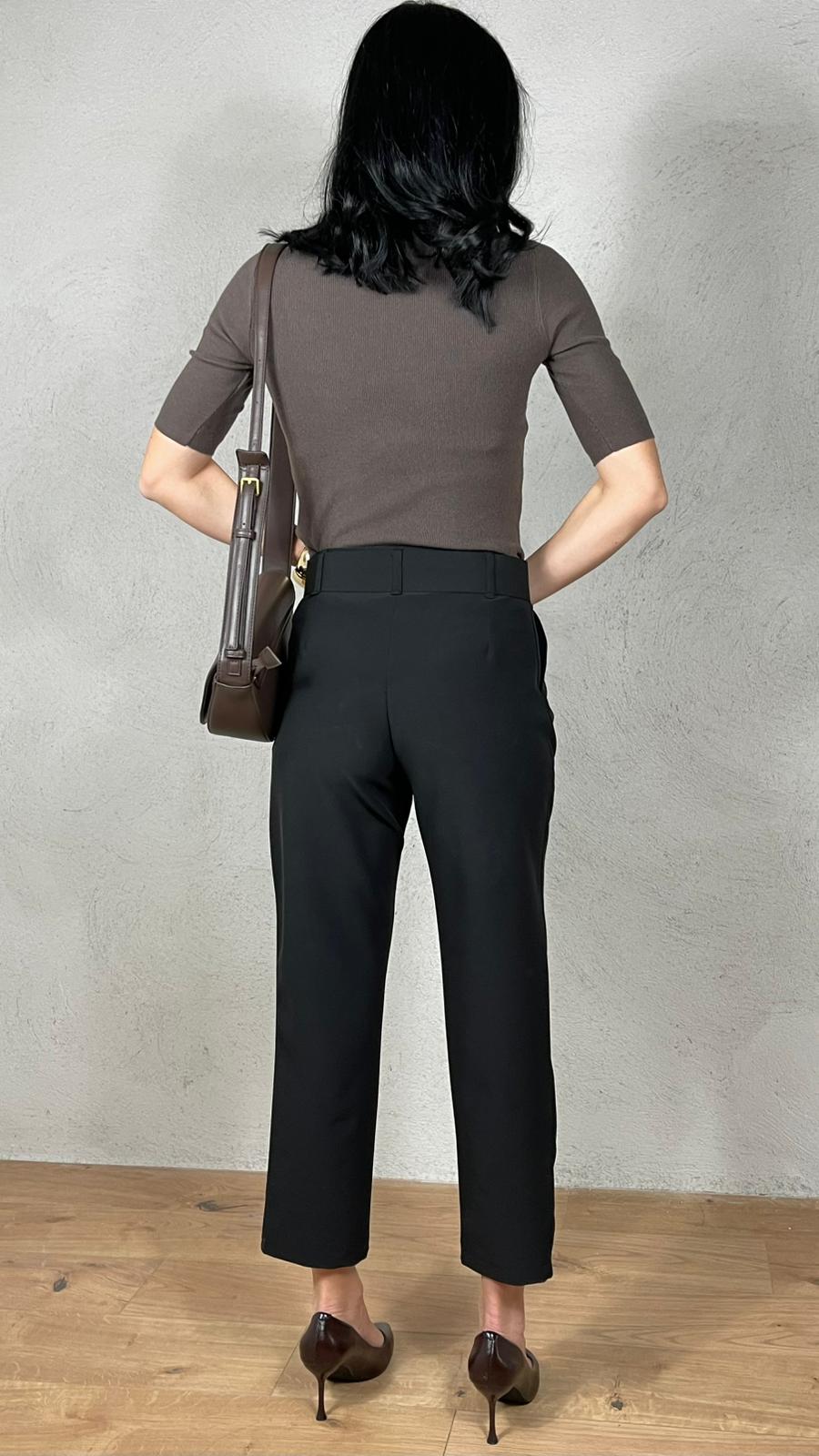 Pantalone fluido con cinta