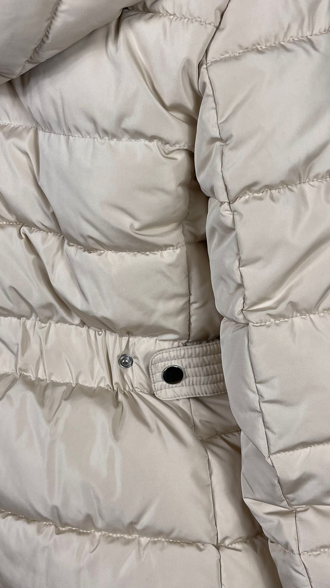 Piumino con Cappuccio effetto pelliccia