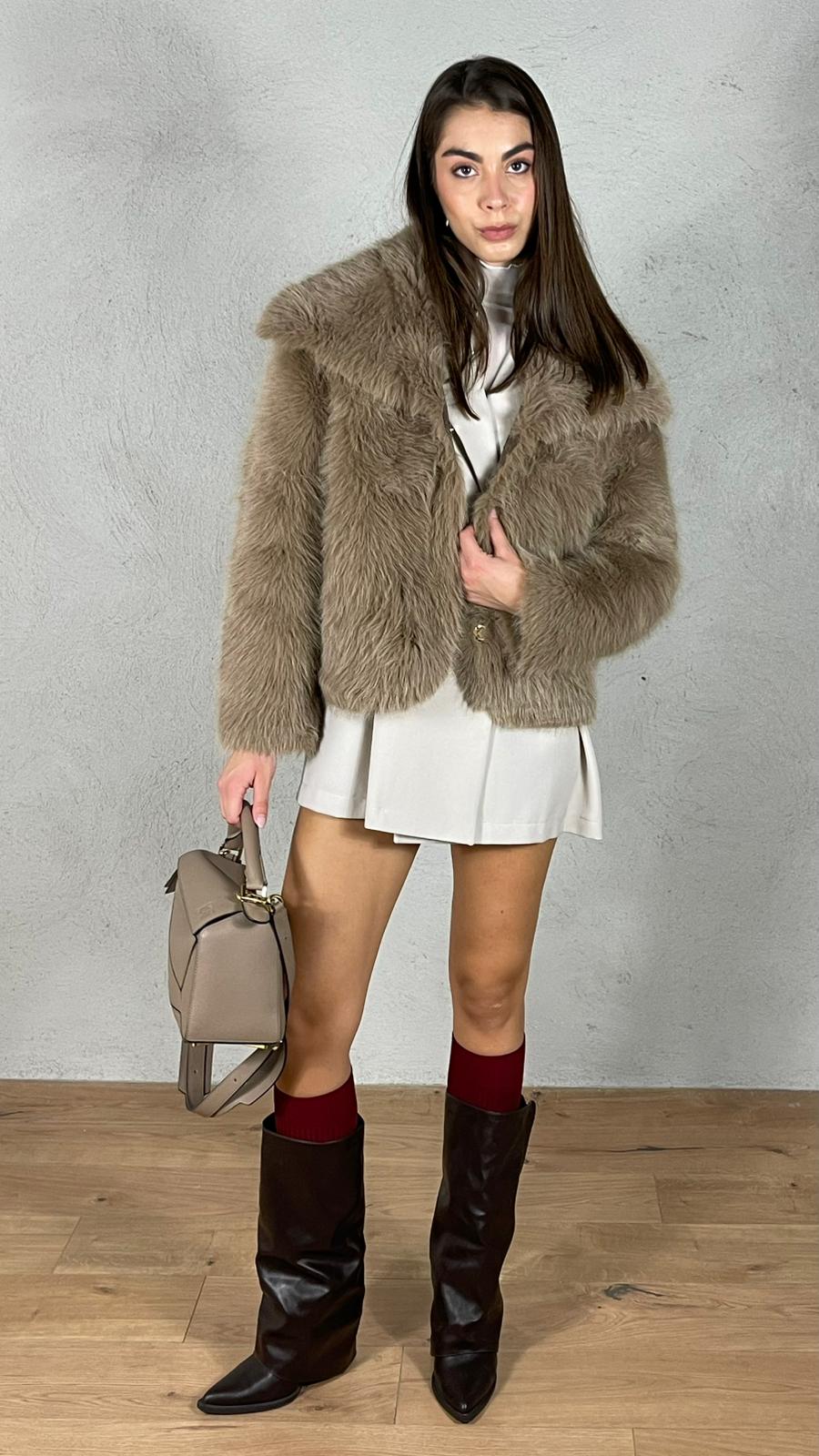 Cappotto corto Effetto Pelliccia