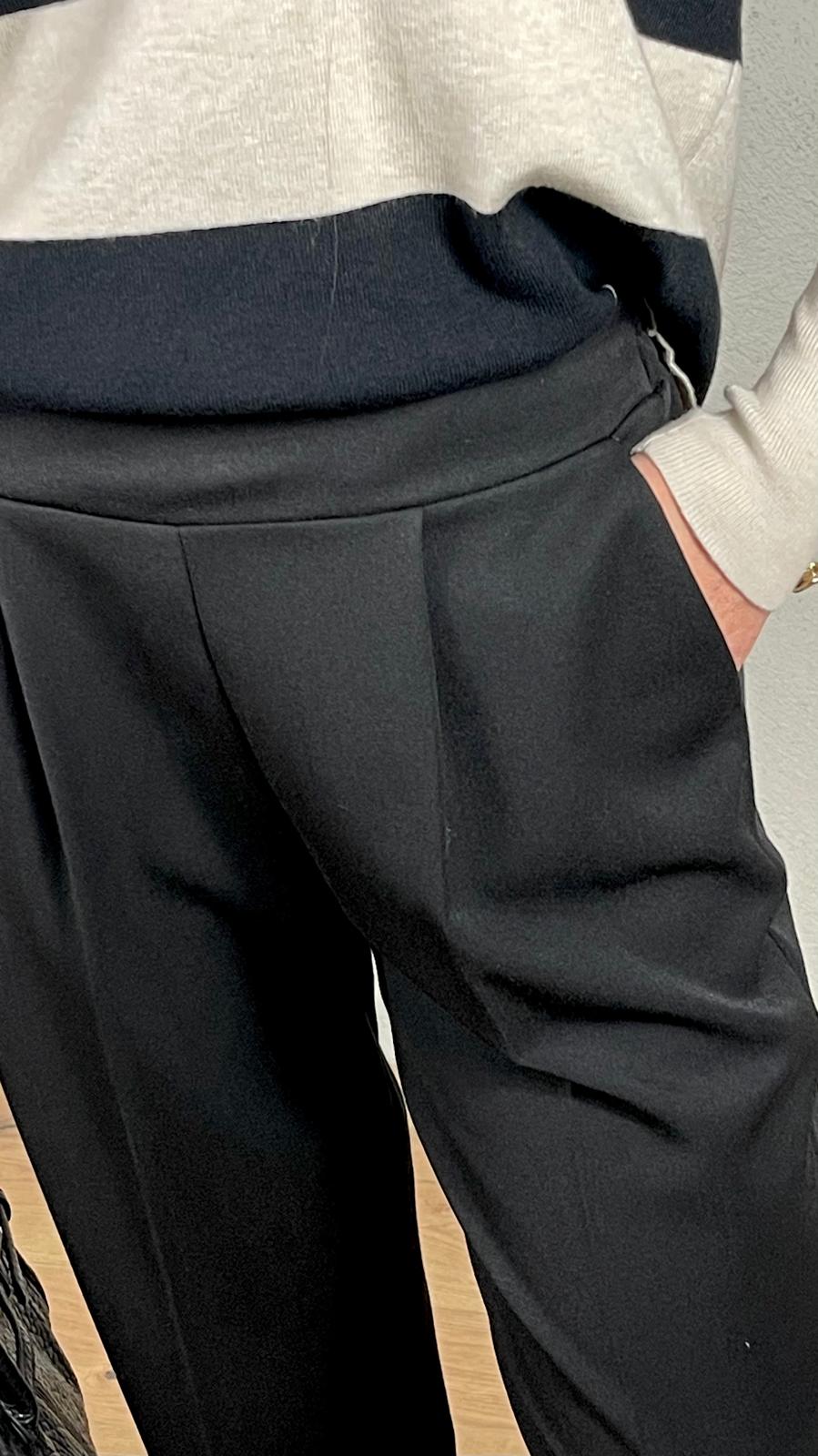 Pantalone a sigaretta con risvolto