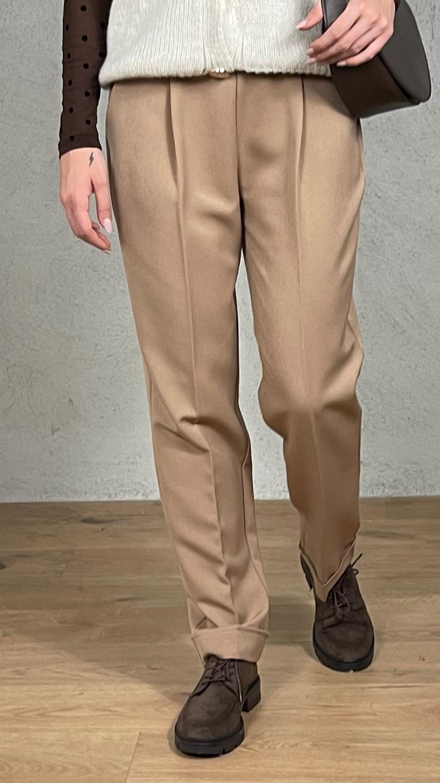 Pantalone a sigaretta con risvolto