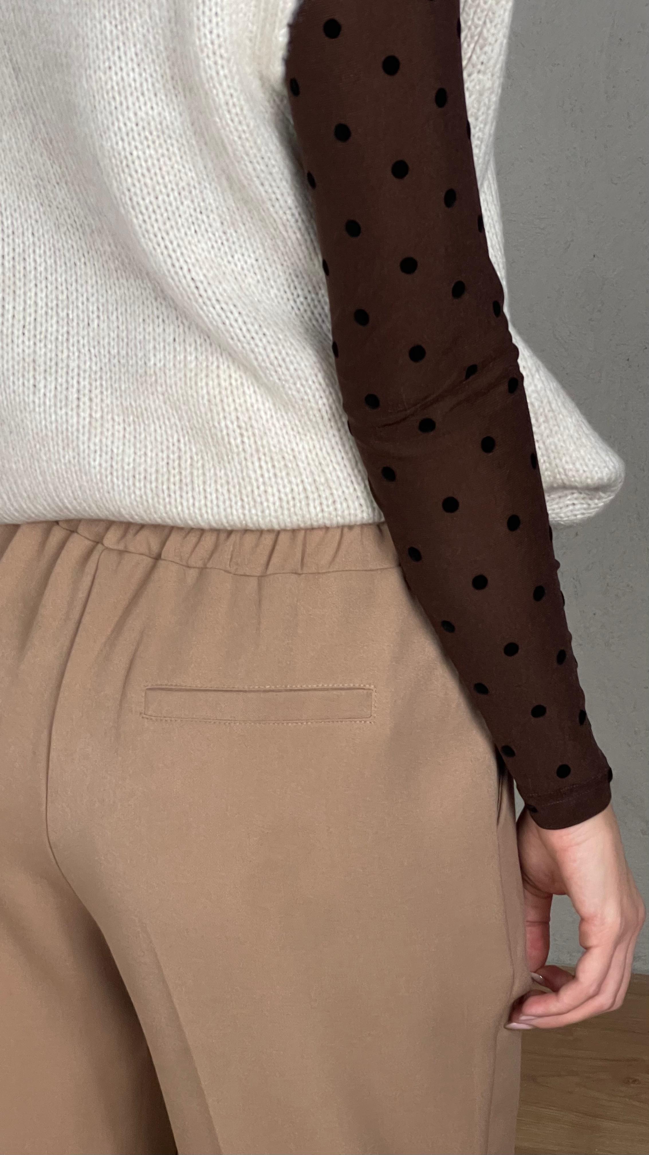 Pantalone a sigaretta con risvolto