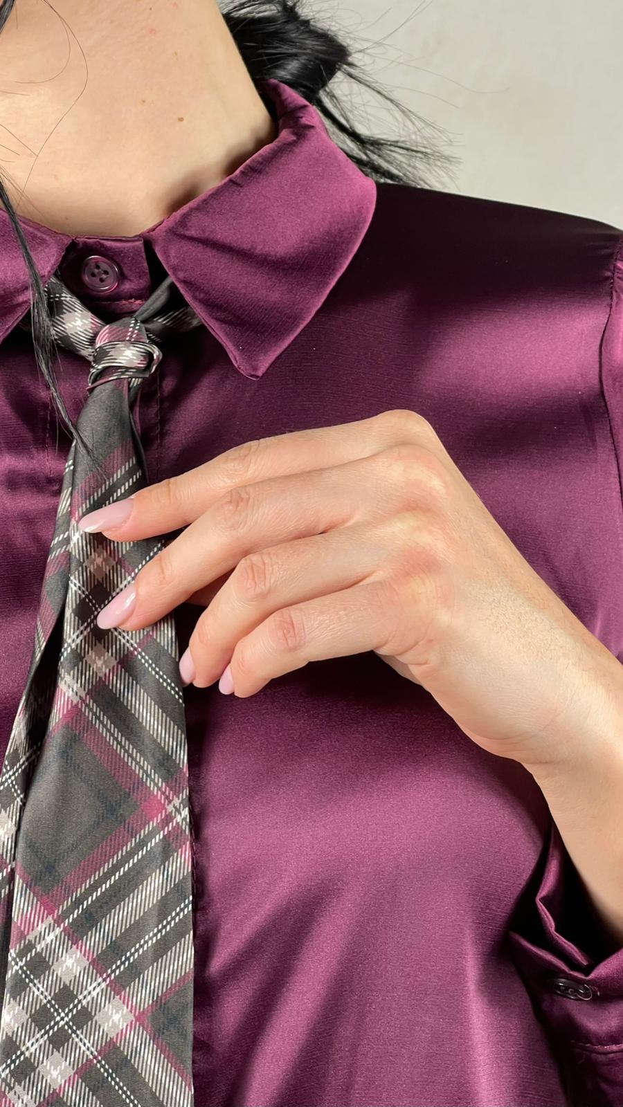 Camicia con cravatta