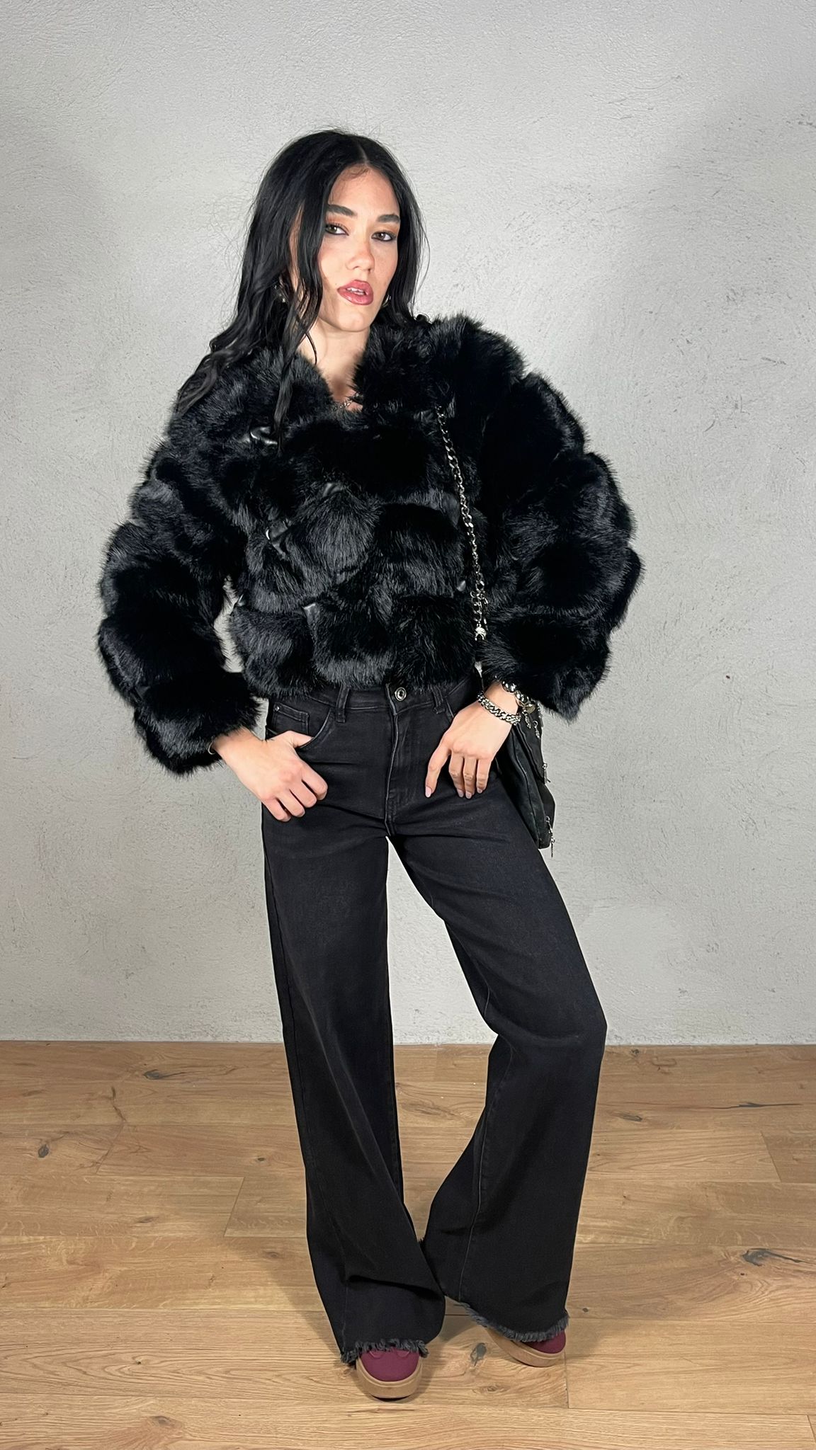 Giacca corta effetto pelliccia