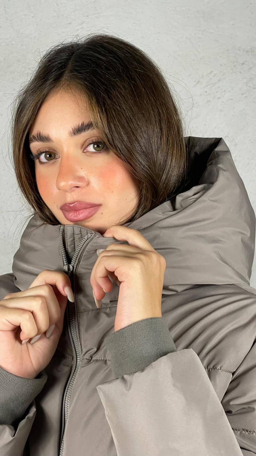 GIUBBOTTO CON CAPPUCCIO