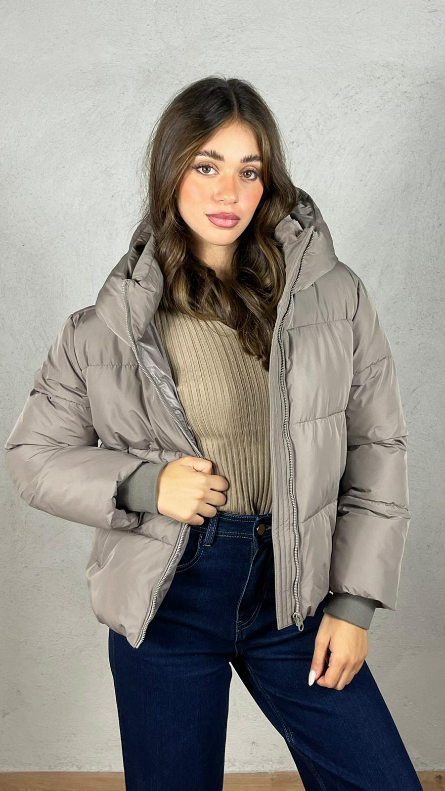 GIUBBOTTO CON CAPPUCCIO