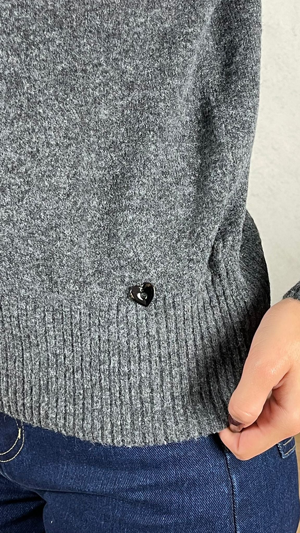Maglia charms cuore|Colore:Grigio scuro