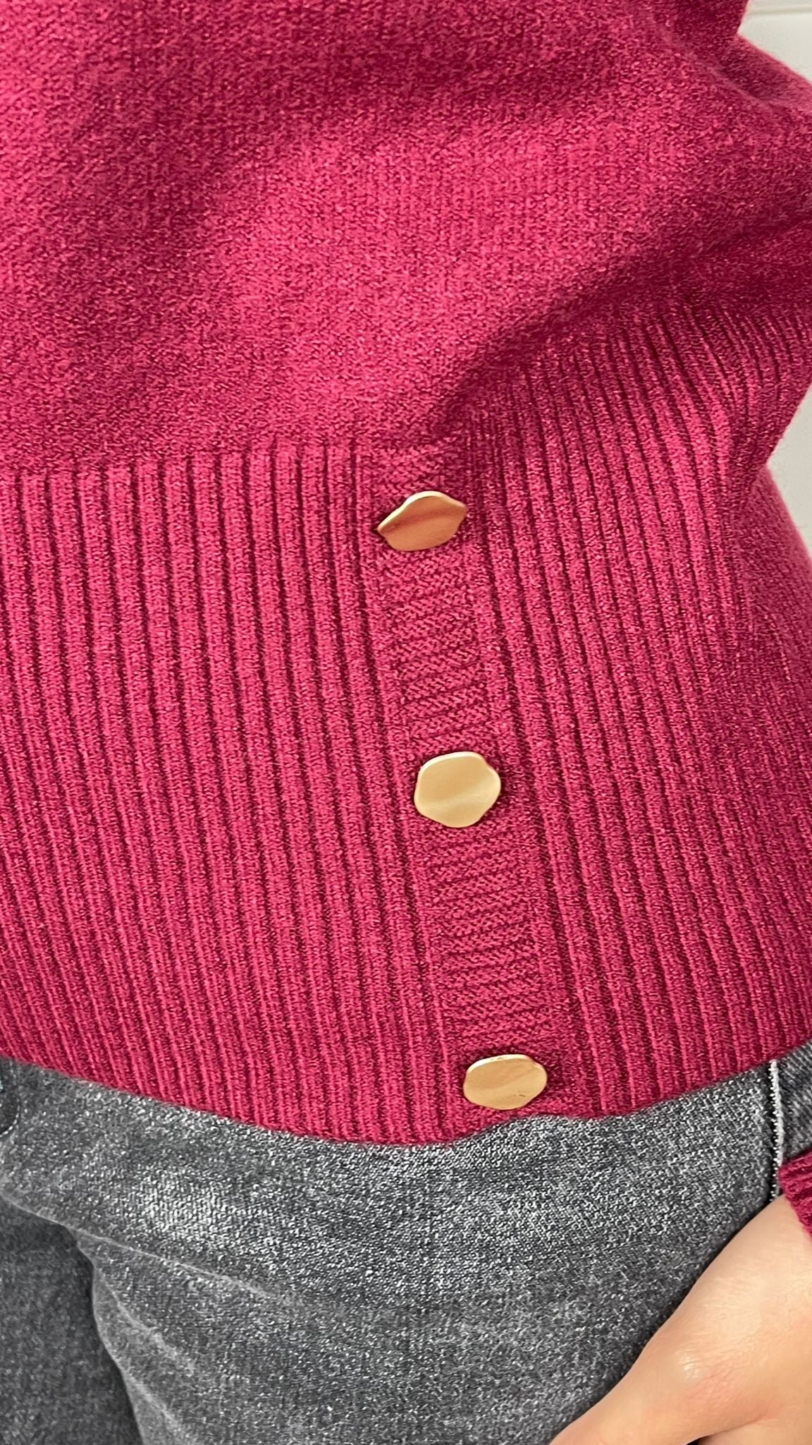 Maglia con accessorio esagonale - Candida.it