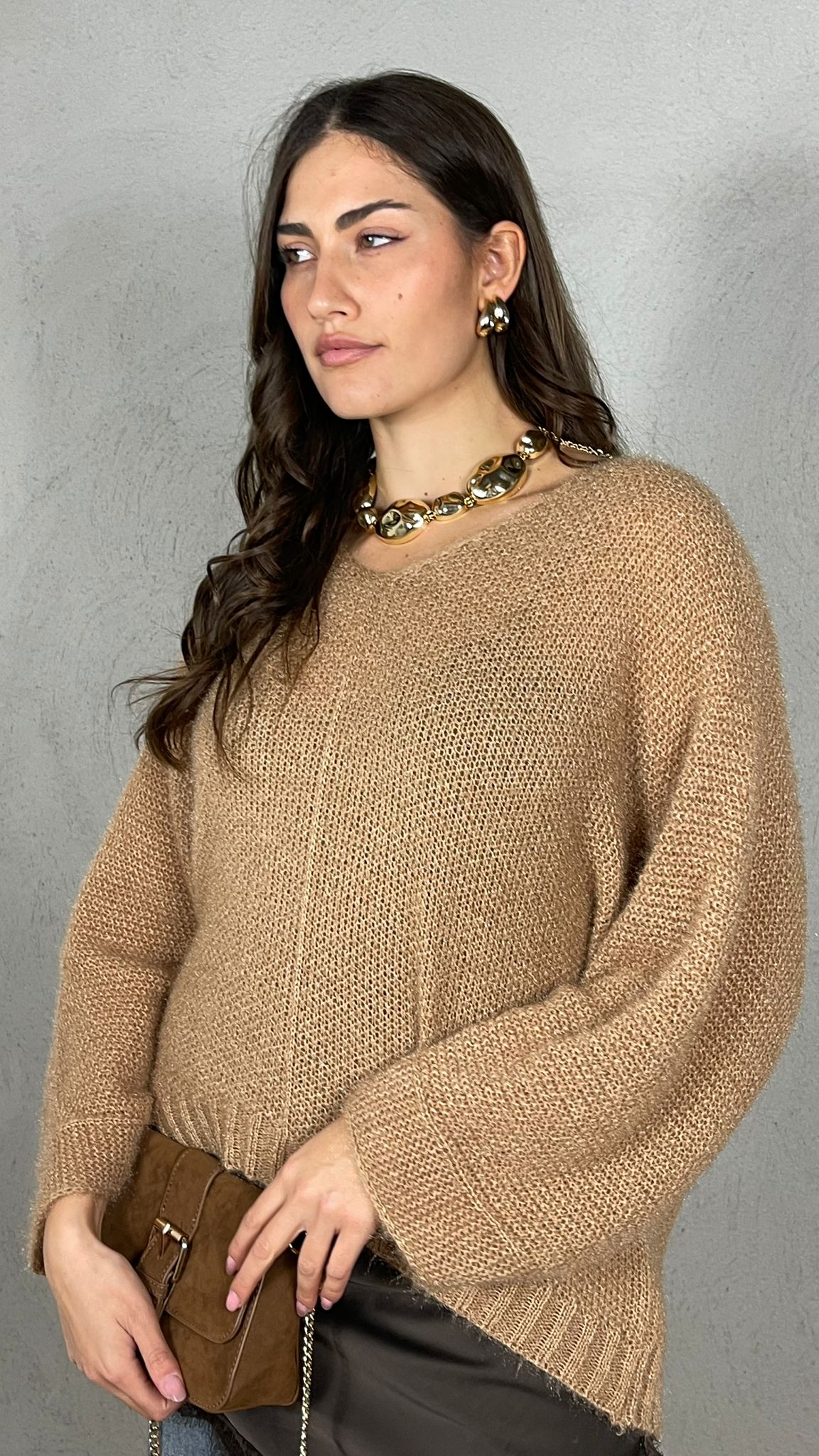 Pullover effetto Mohair scollo V|Colore:Cammello
