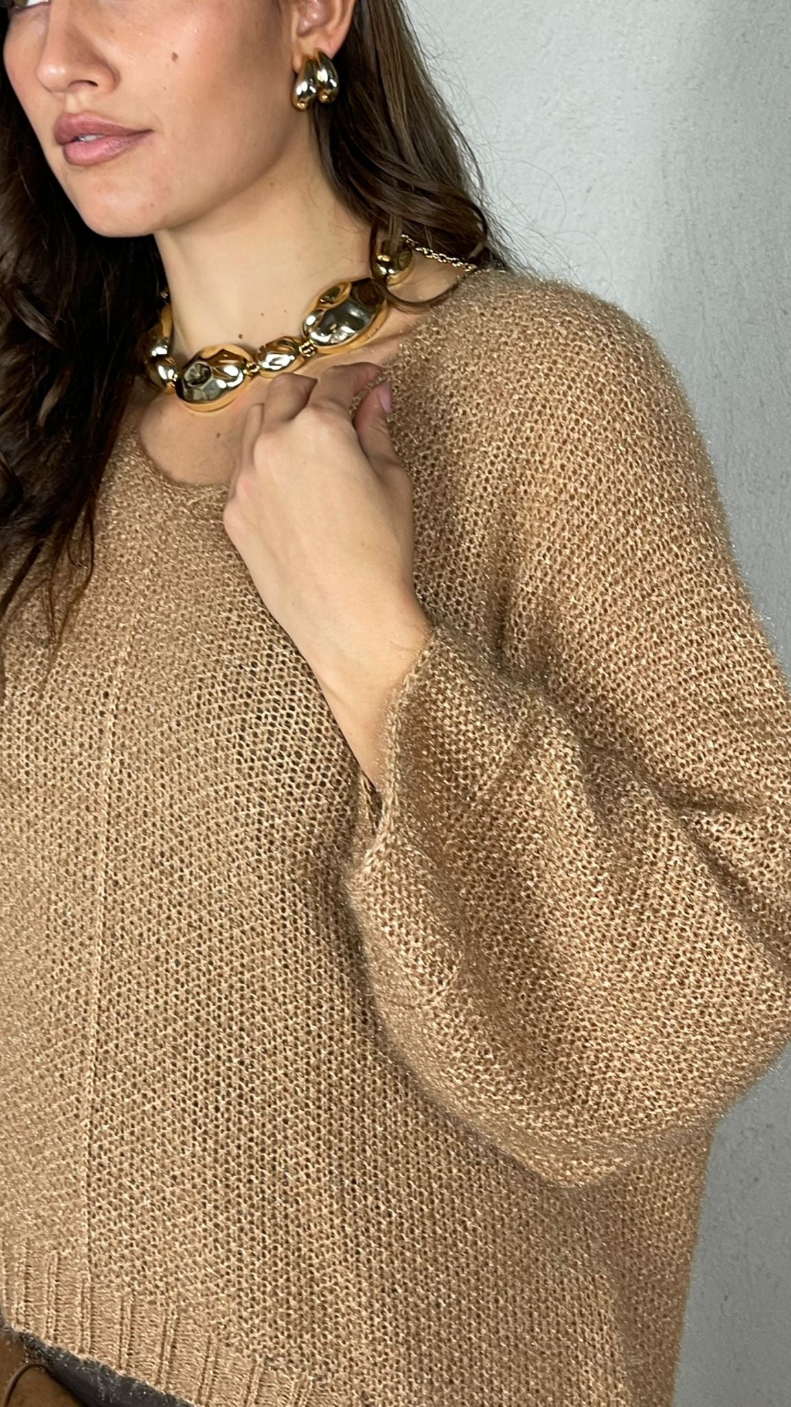 Pullover effetto Mohair scollo V|Colore:Cammello