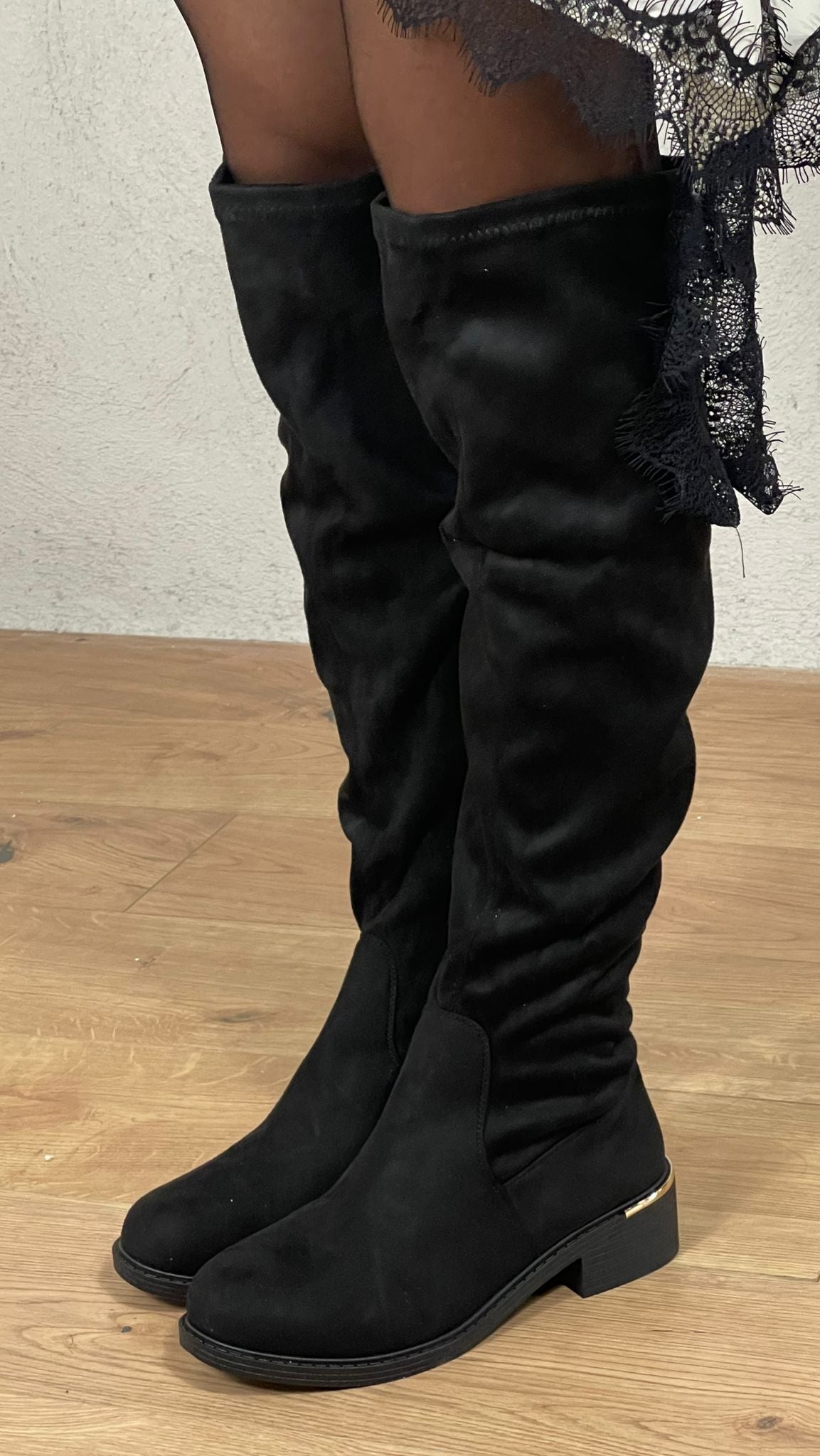 Stivale morbido effetto camoscio