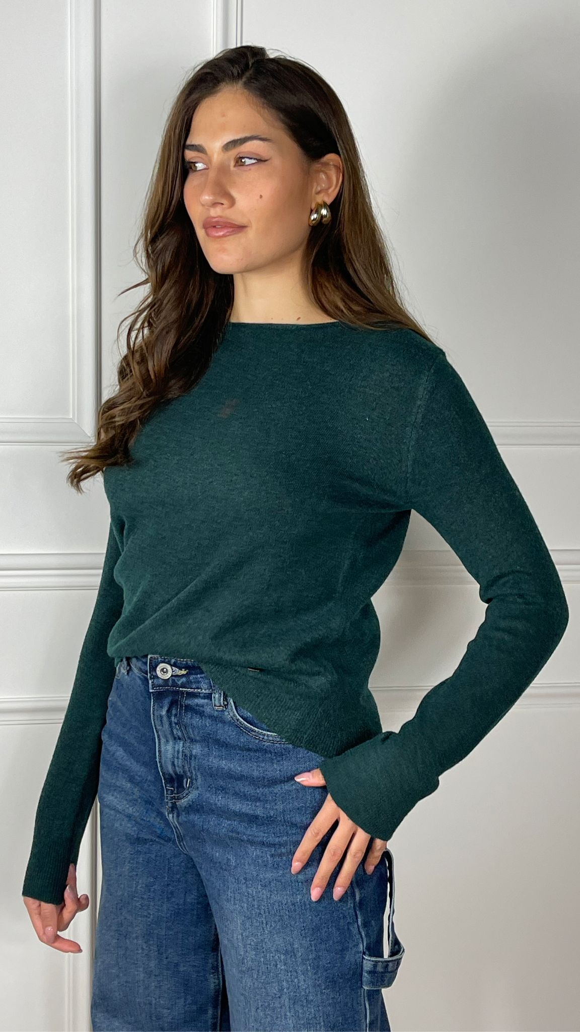 Maglia charms cuore scollo ovale