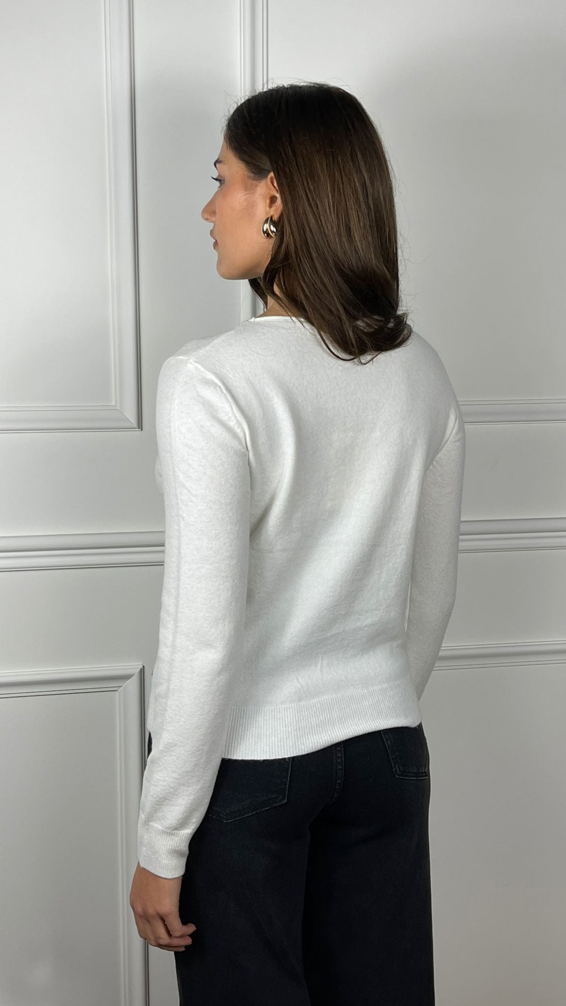 Maglia charms cuore scollo ovale