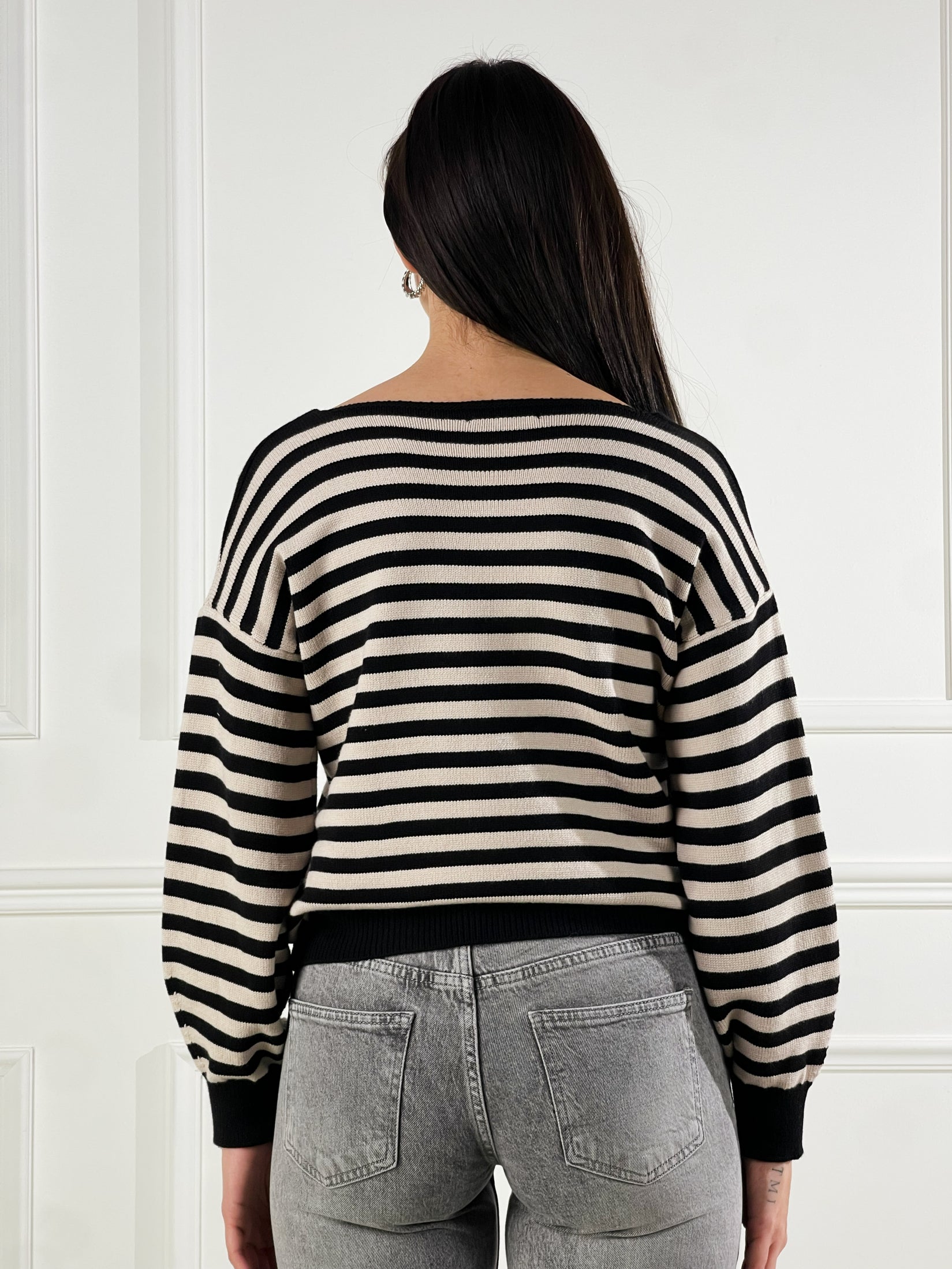 Maglia scollo V a righe|Colore:Beige/nero