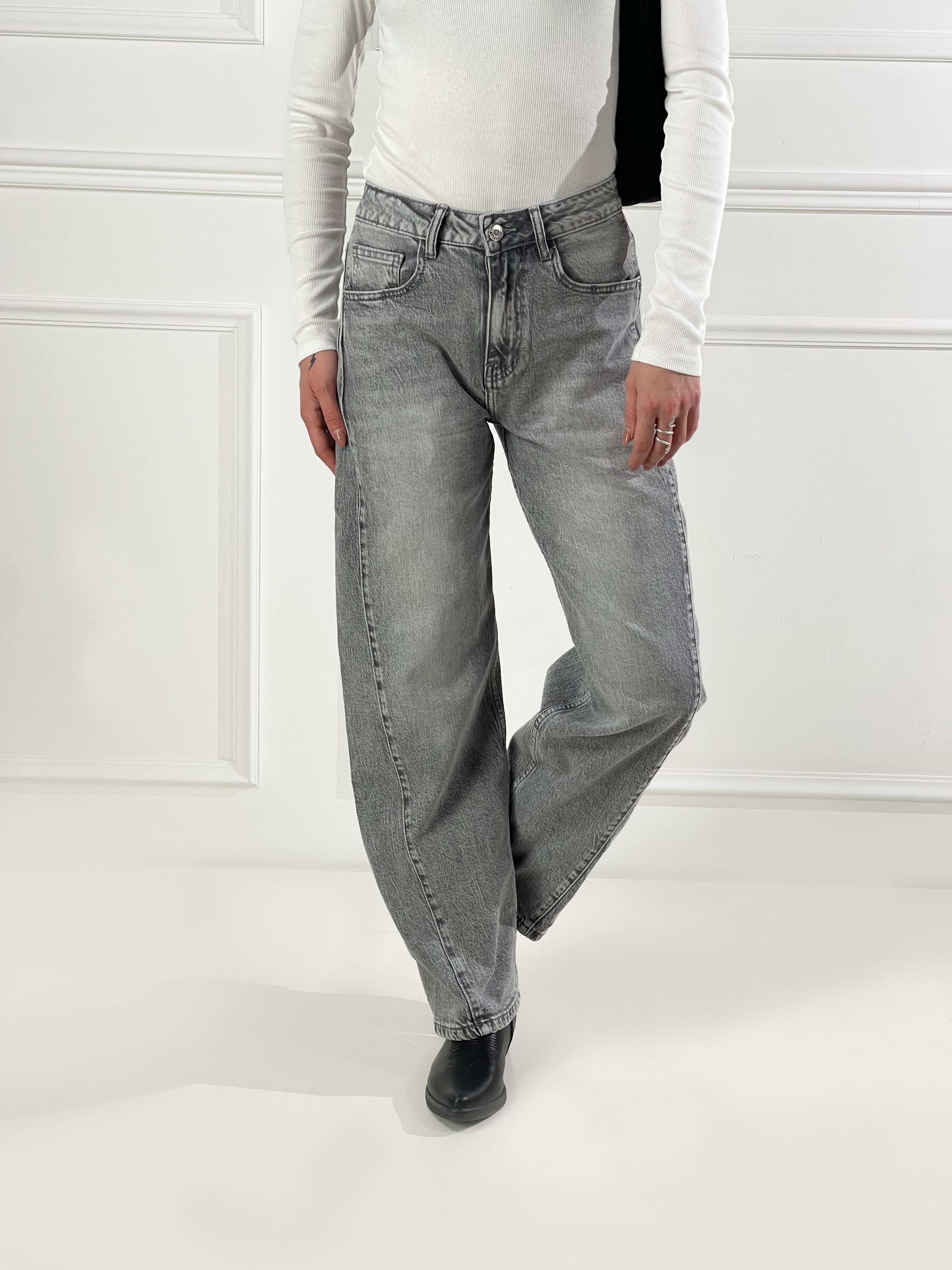 Jeans con cuciture laterali|Colore:Grigio