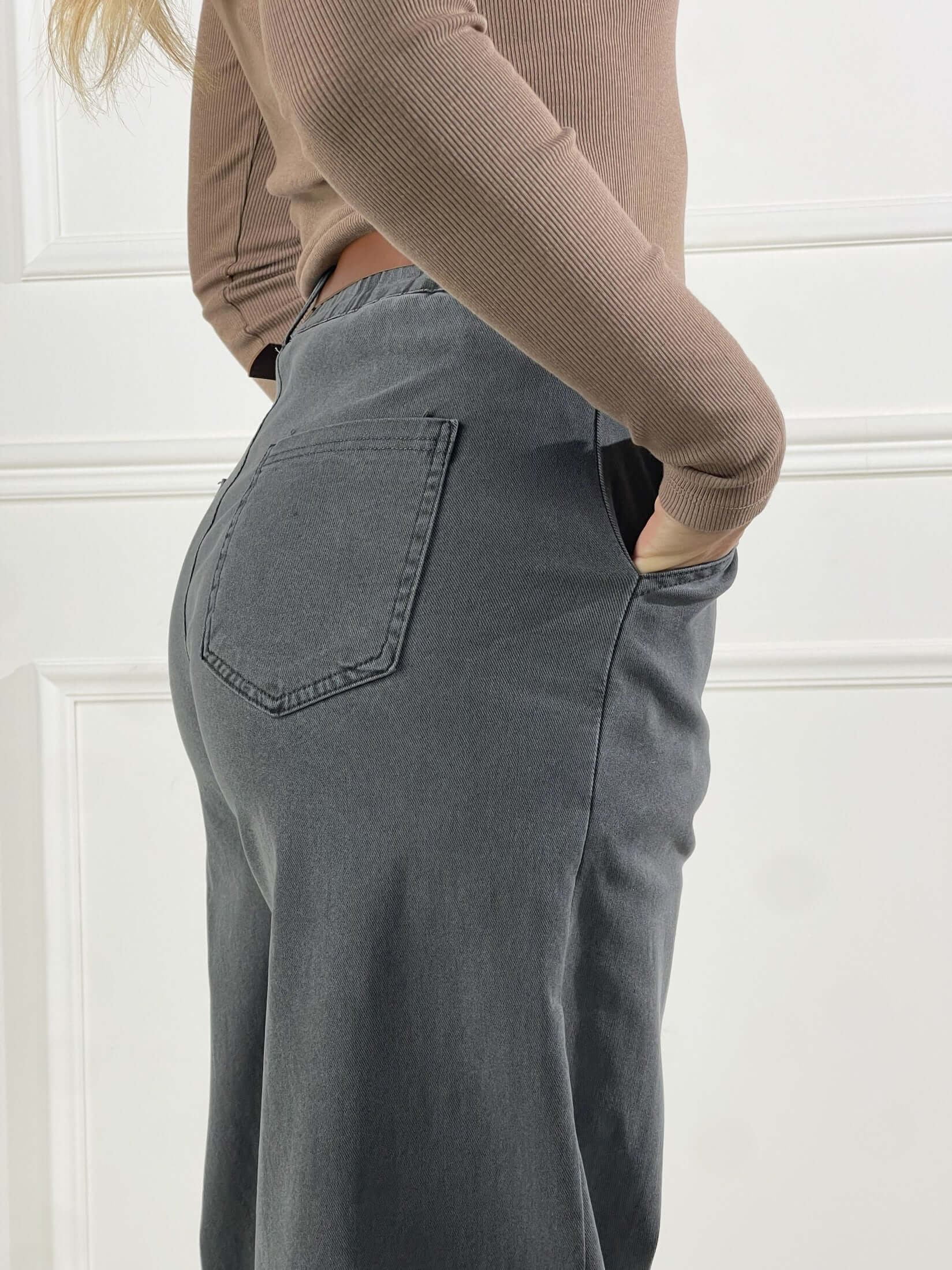 Pantalone Barrel colorato con cinta|Colore:Grigio