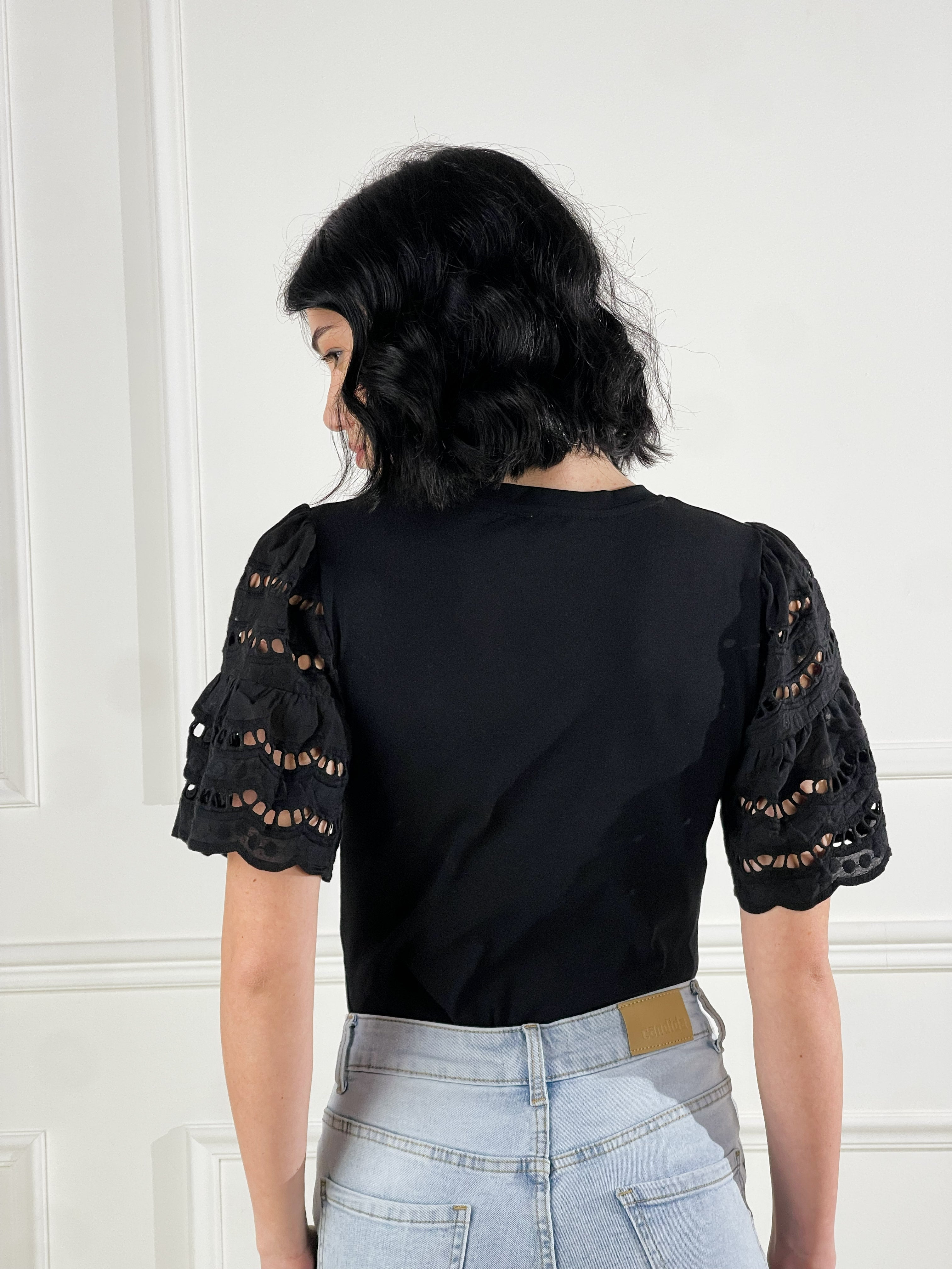 T-shirt manica in pizzo san gallo|Colore:Nero