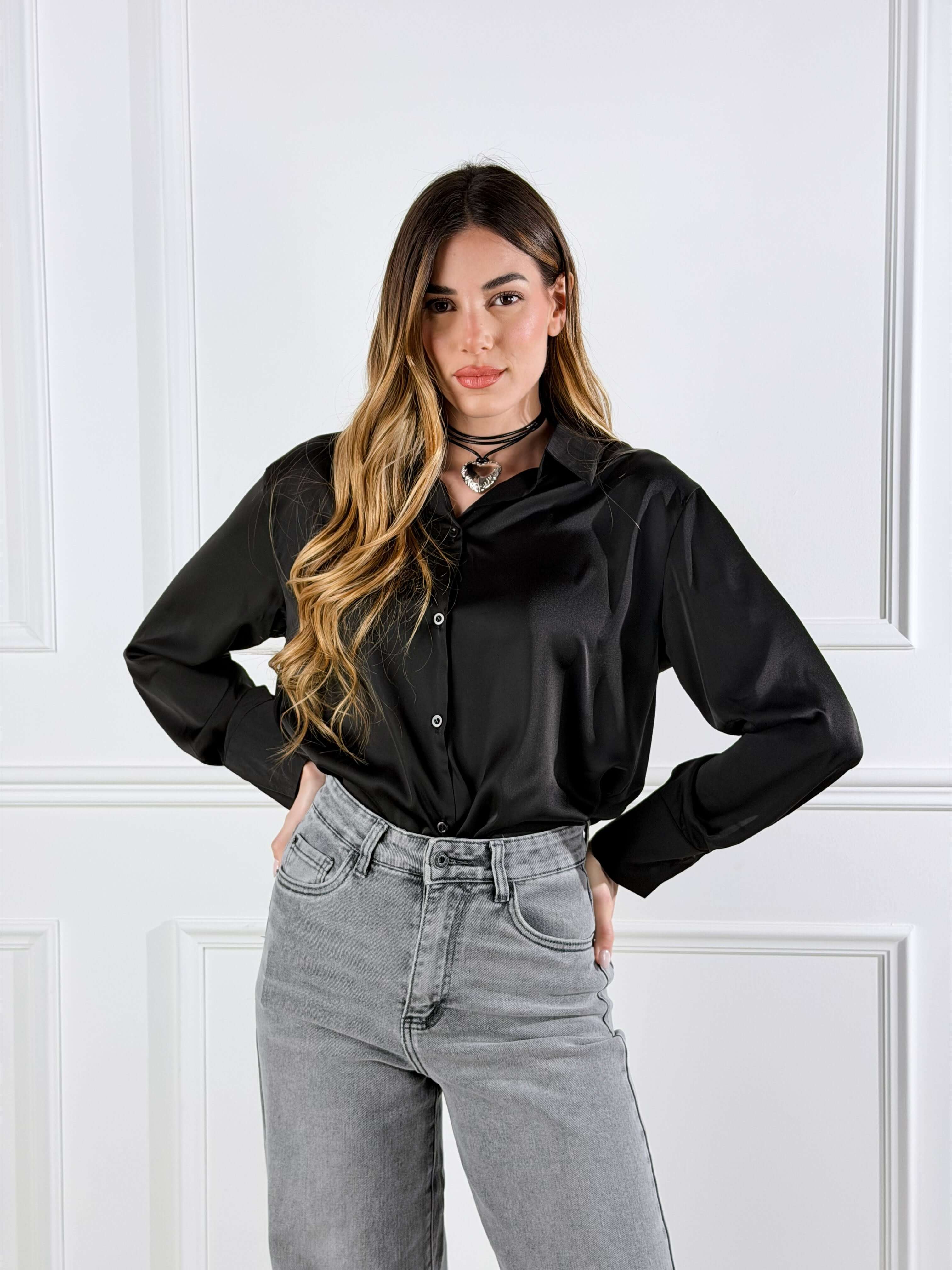 Camicia in raso|Colore:Nero