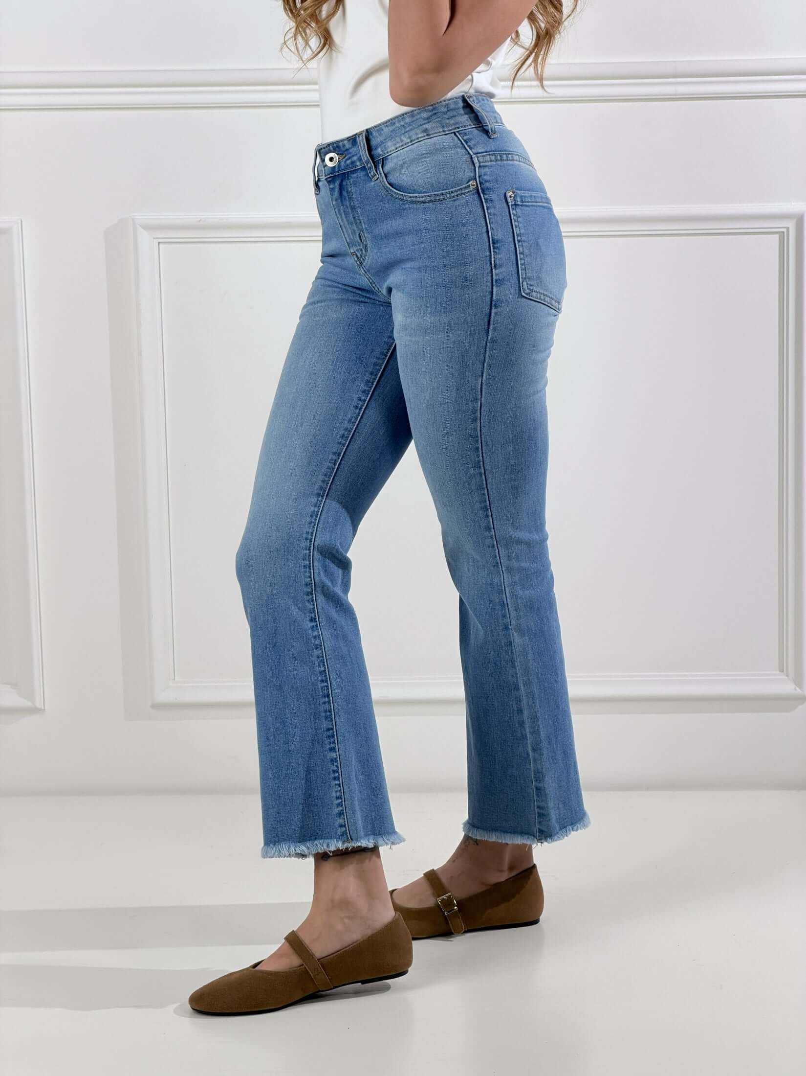 Jeans capri zampetta|Colore:Blu medio