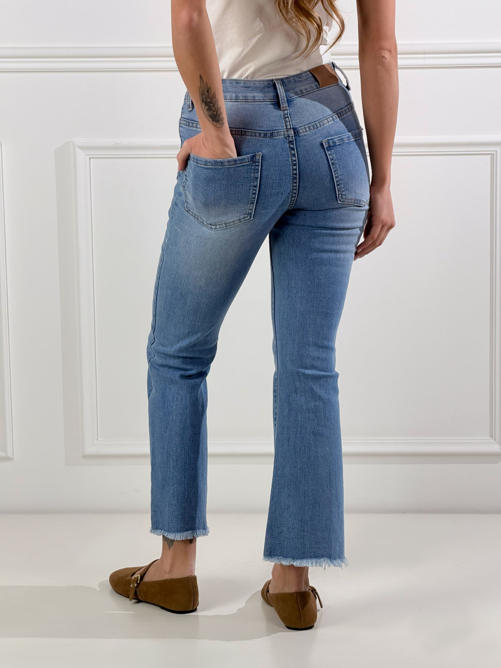 Jeans capri zampetta|Colore:Blu medio
