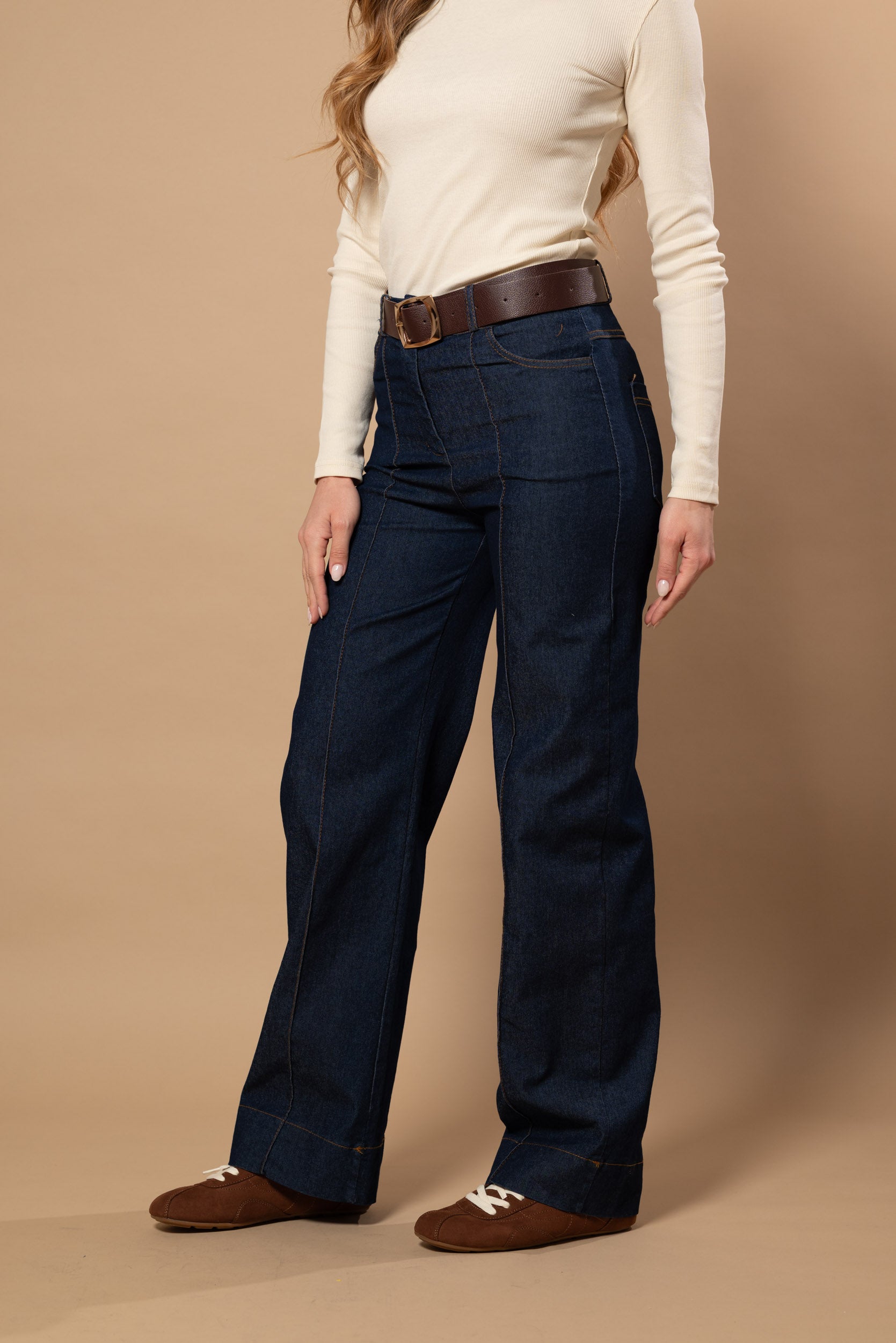 Jeans scuro con cintura |Colore:Jeans