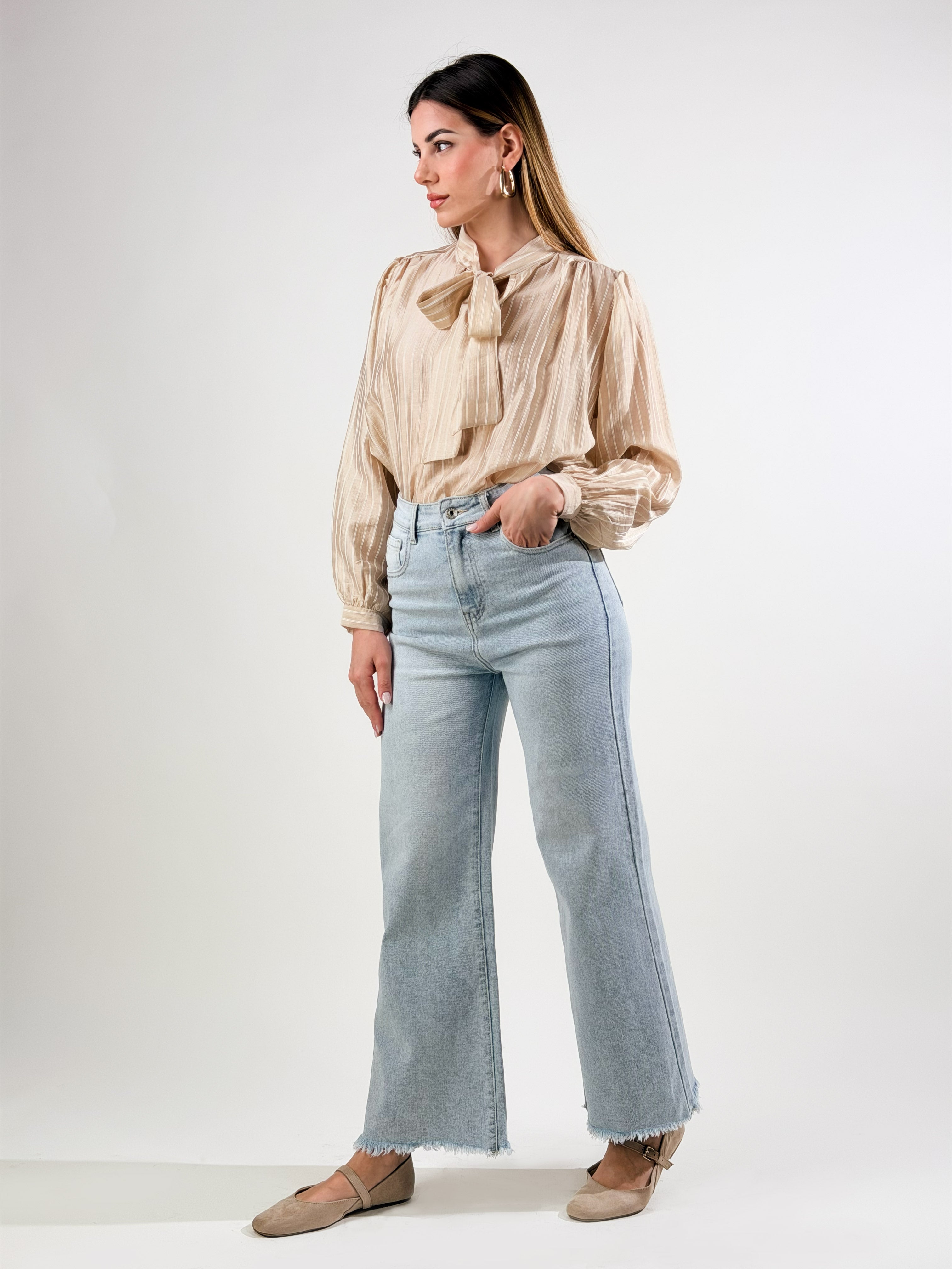 Blusa con fiocco|Colore:Beige