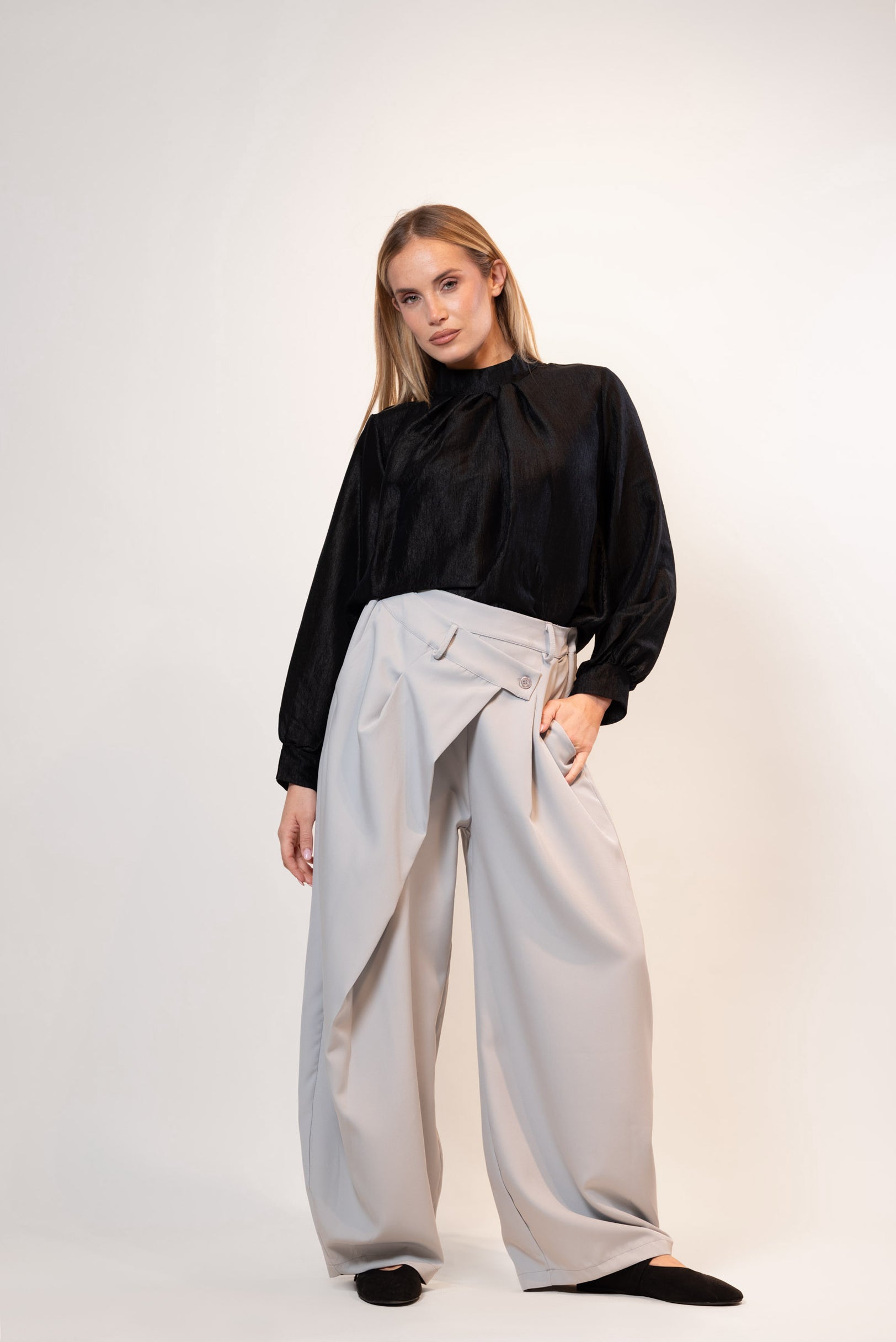 Blusa iridescente|Colore:Nero