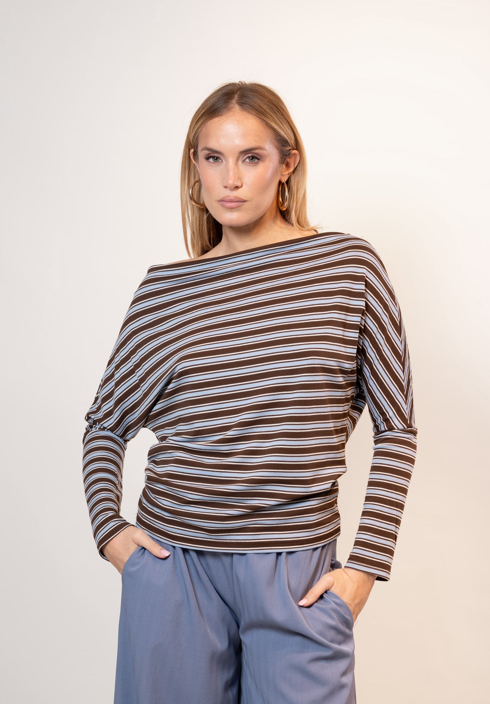 Maglia Asia Asimmetrica|Colore:Celeste/moro