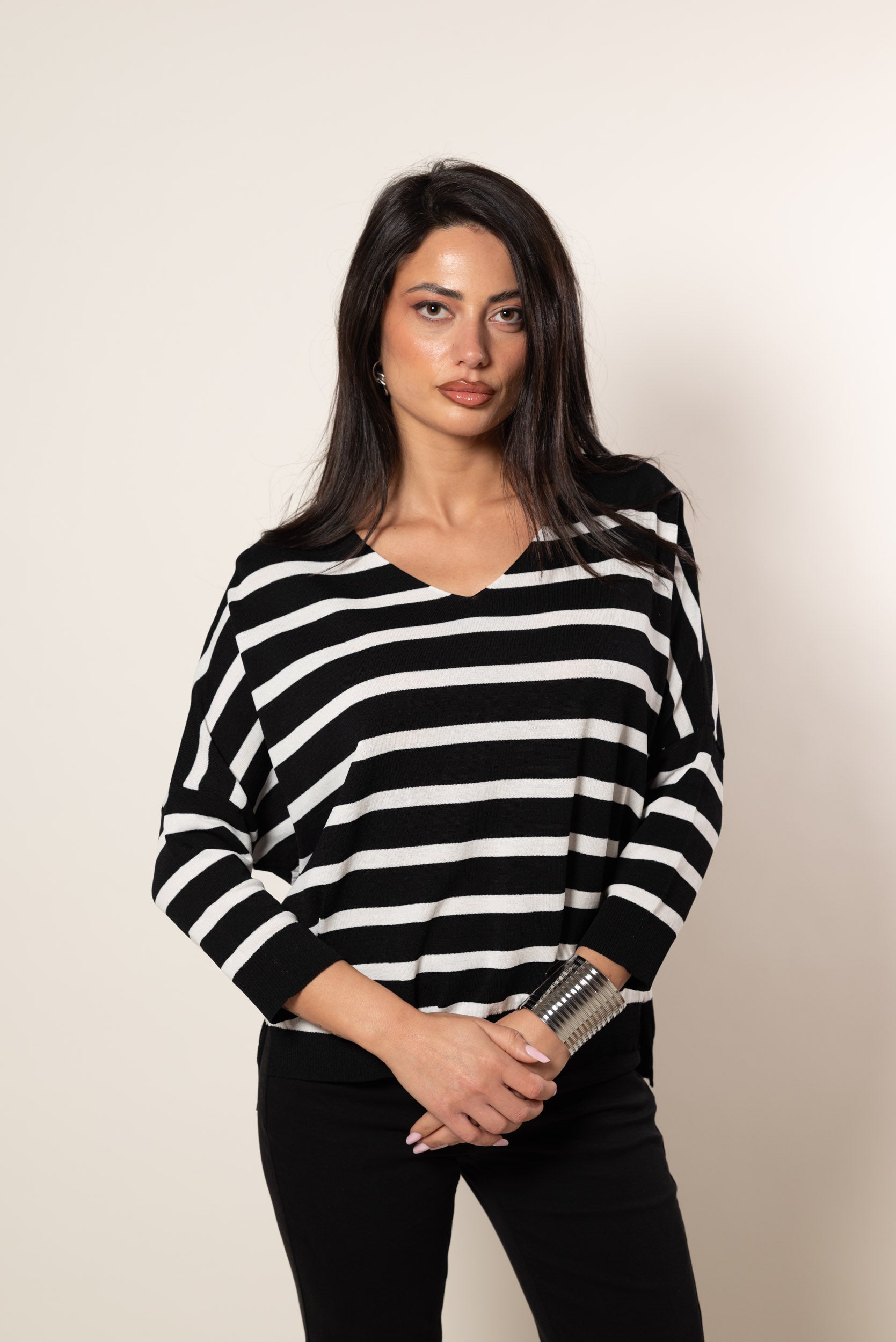 Maglia V Stripe|Colore:Nero