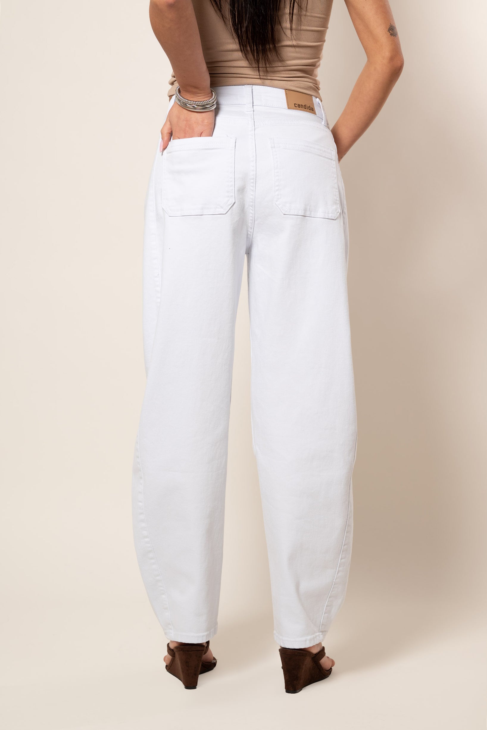 Jeans ballon con Borchie|Colore:Bianco