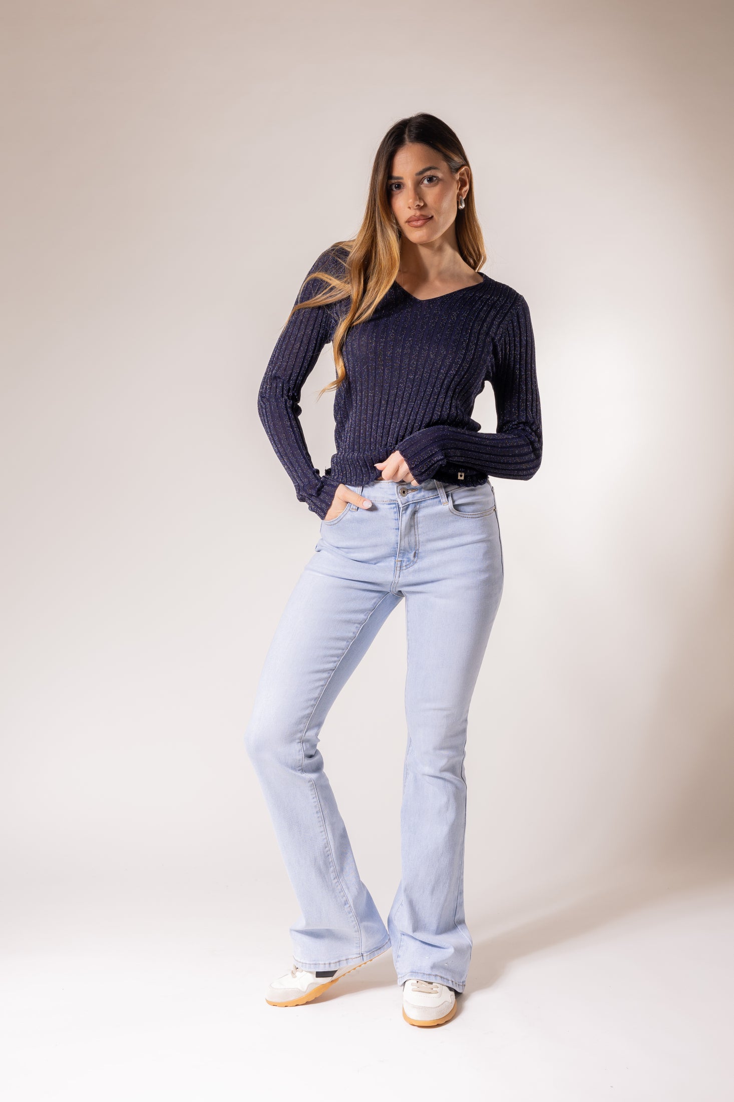 Maglione a coste con scollo a V|Colore:Blu scuro