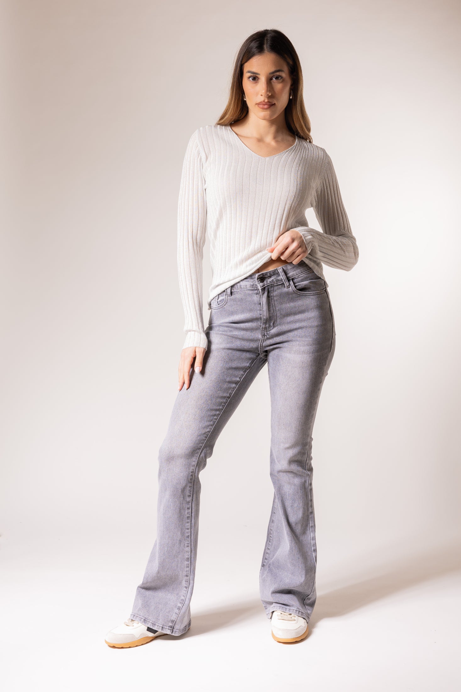 Maglione a coste con scollo a V|Colore:Bianco