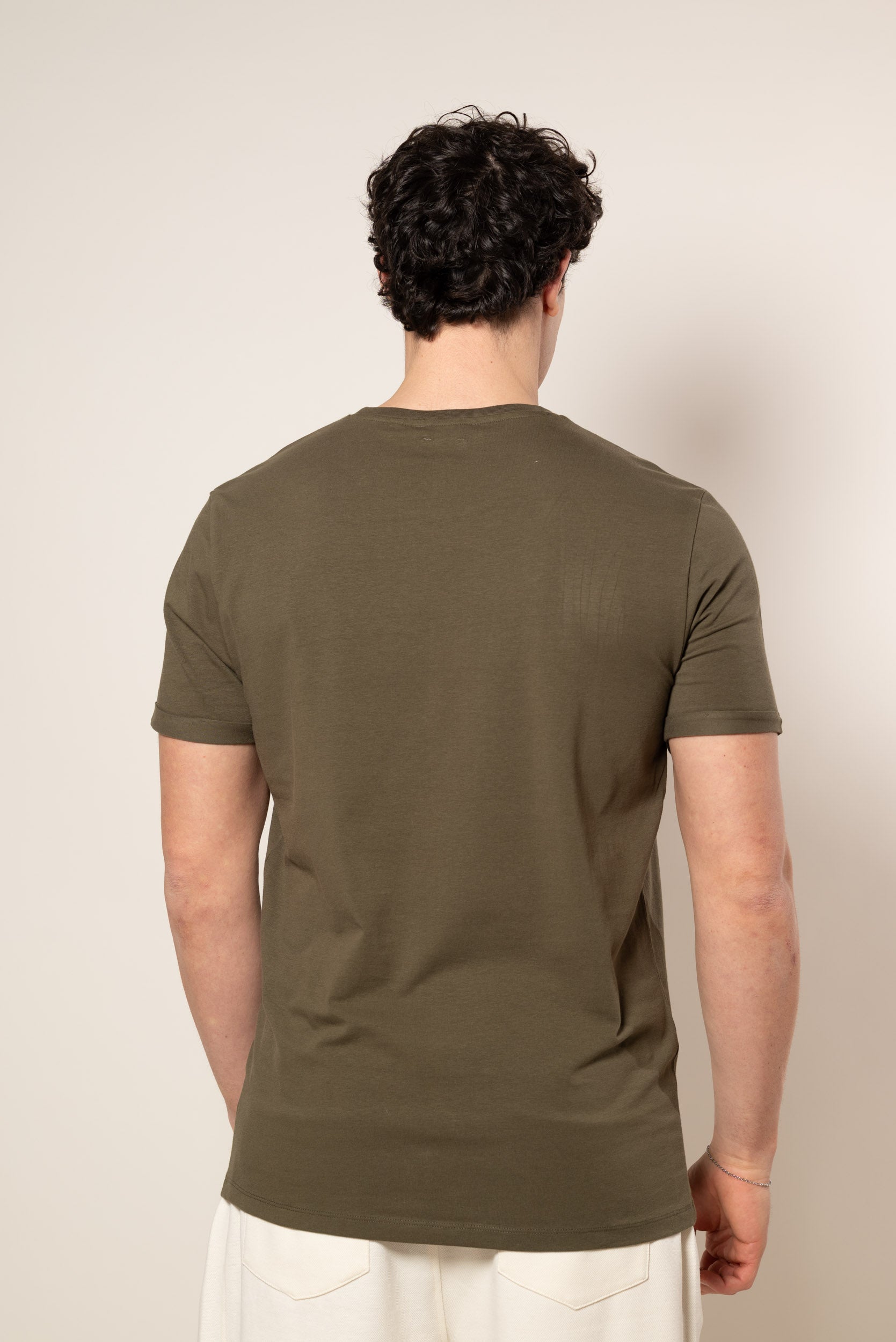 T-Shirt con risvolto|Colore:Verde militare