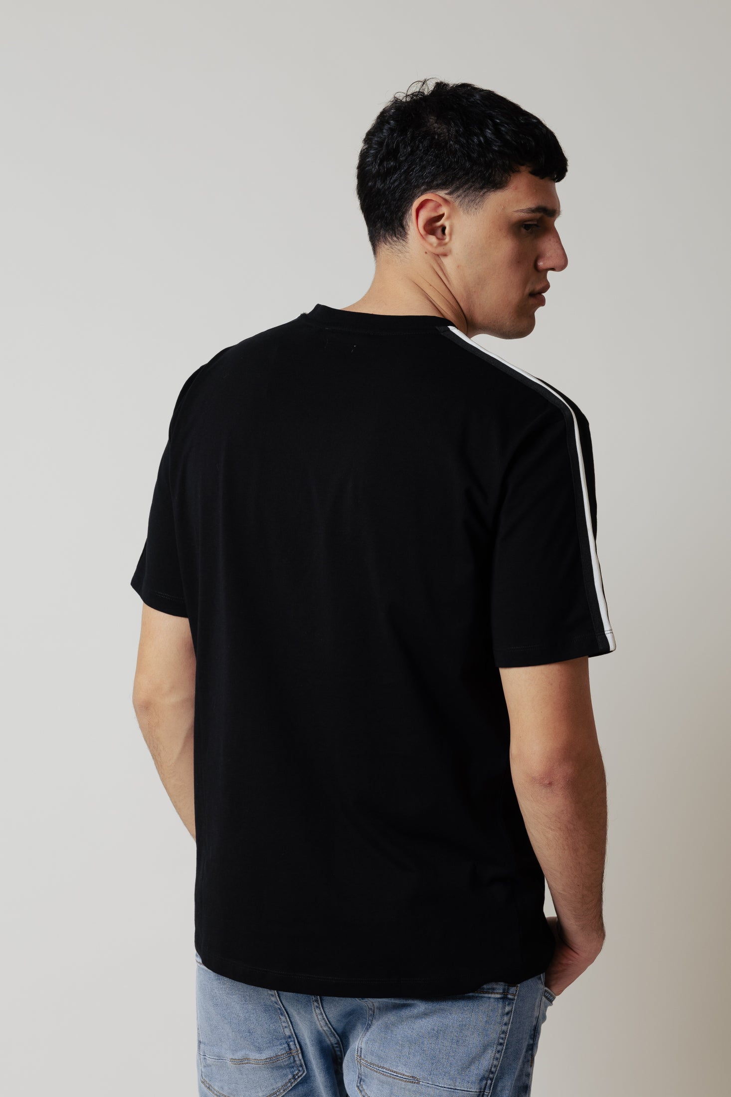 T-Shirt con bande|Colore:Nero
