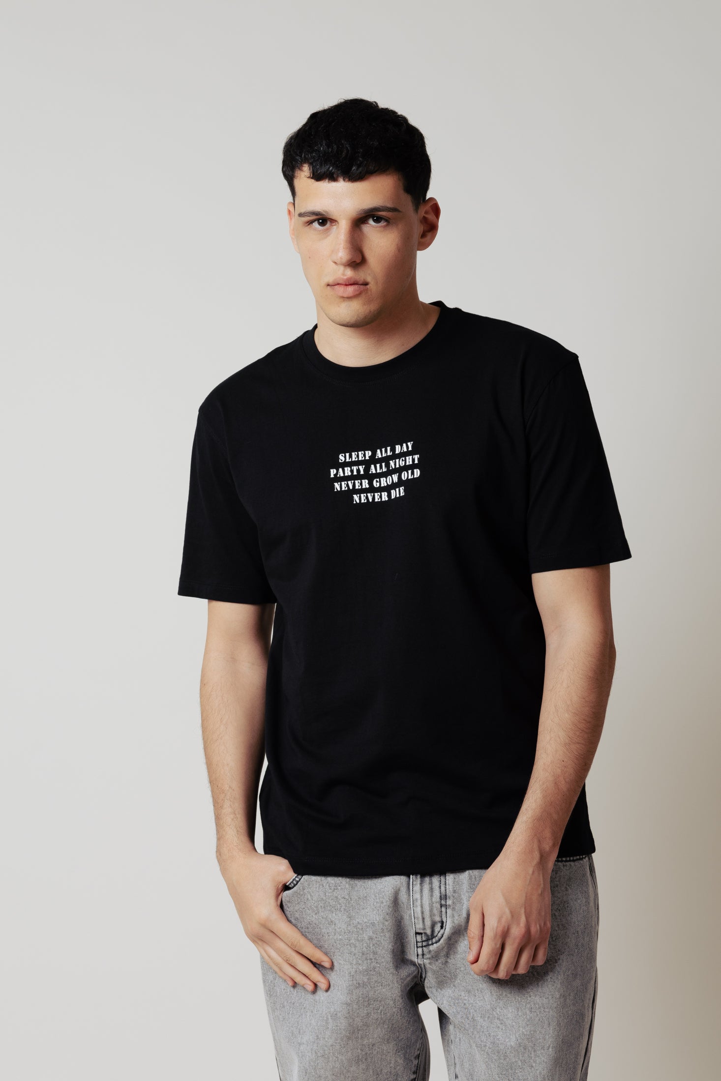 T-Shirt Sleep Day|Colore:Nero