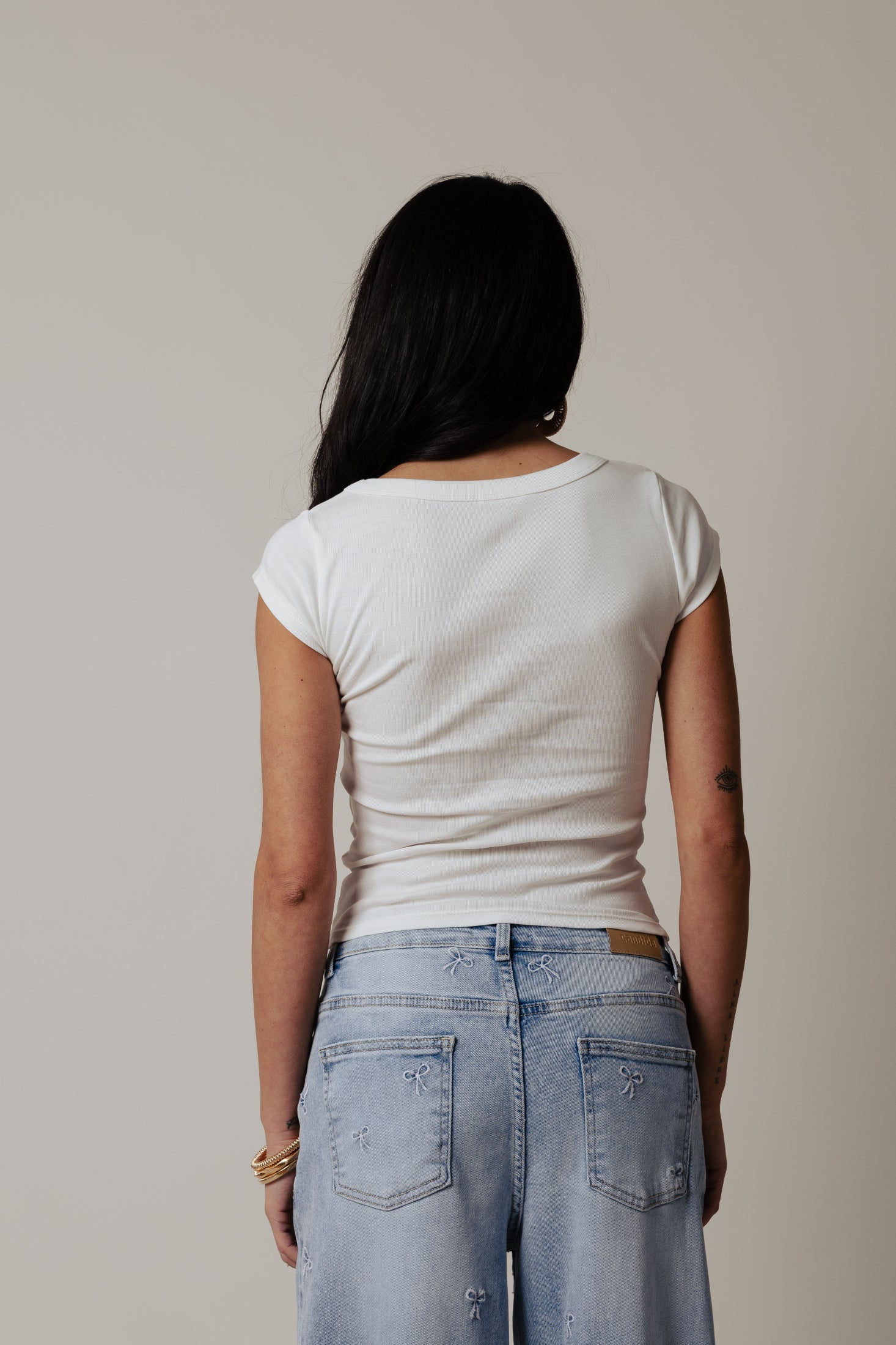 T-Shirt U neck|Colore:Bianco latte