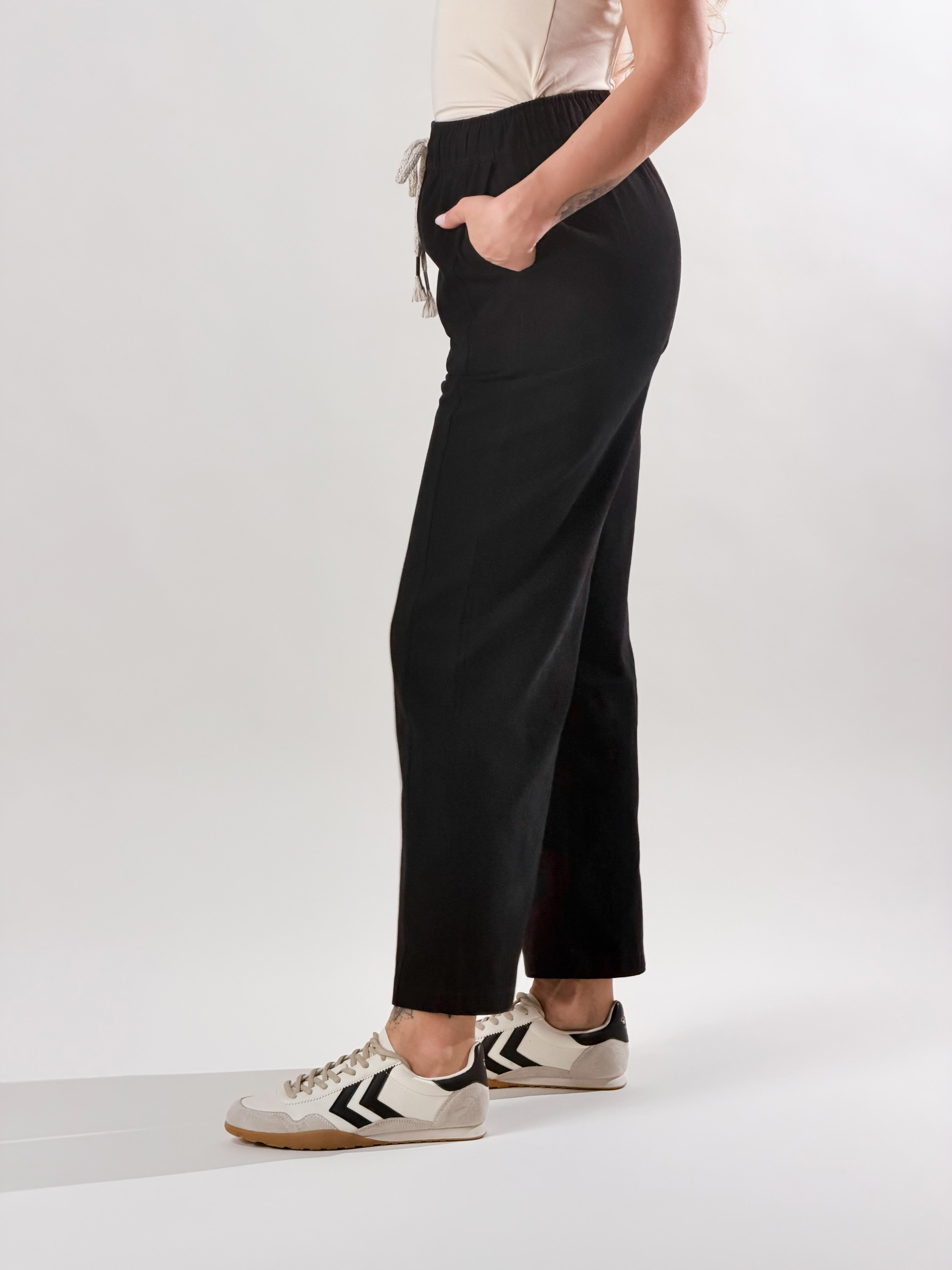 Pantalone Chinos con cuciture latearli|Colore:Nero