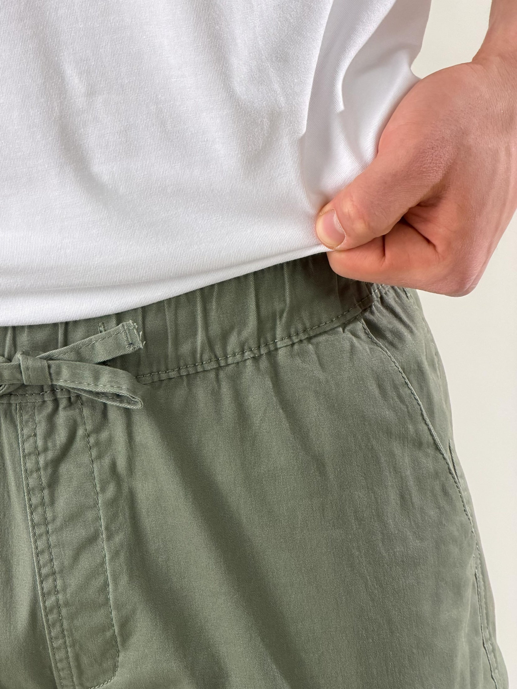 Pantaloni Urban con tasche|Colore:Verde militare