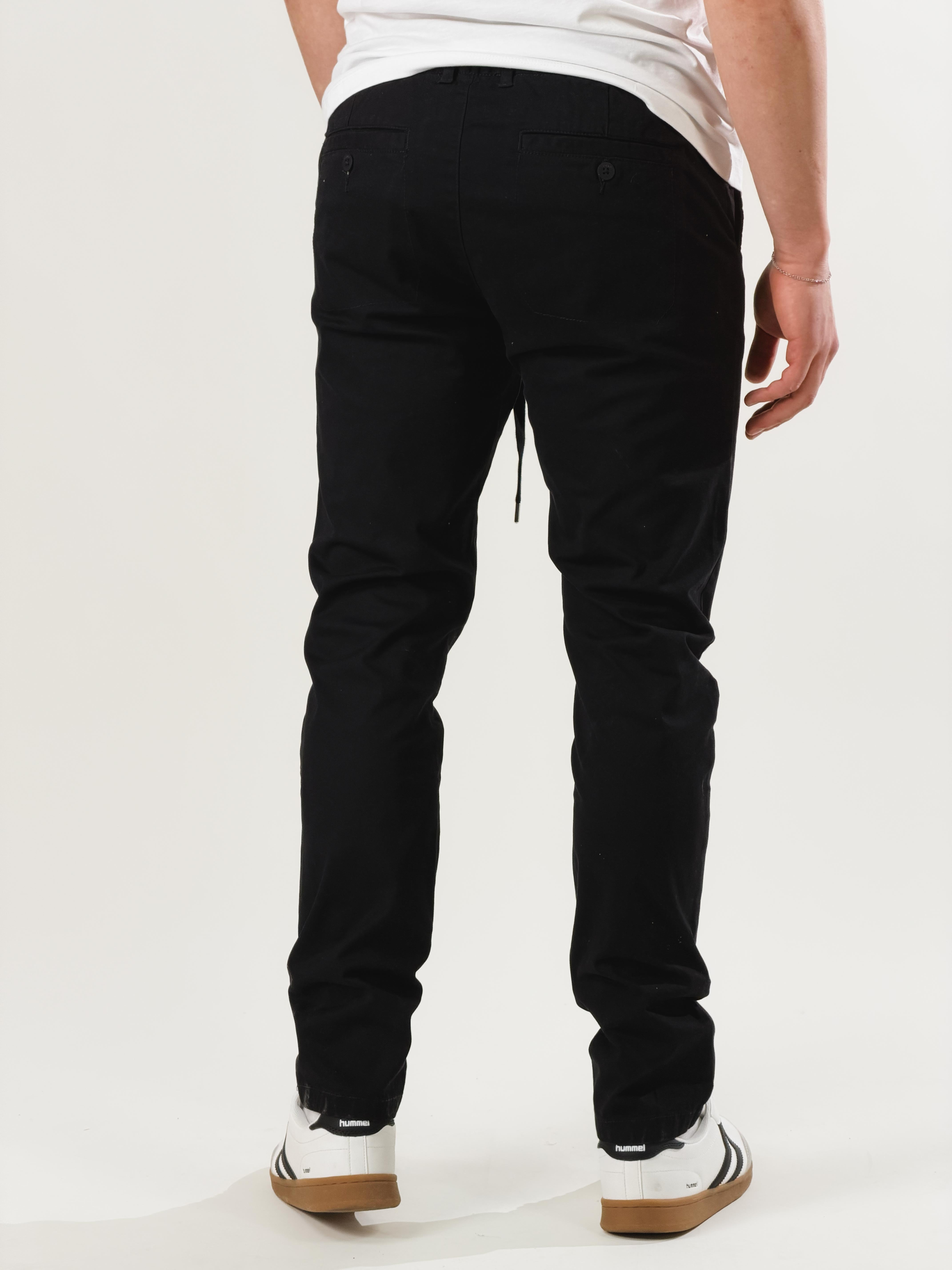 Pantalone slim fit con coulisse|Colore:Nero