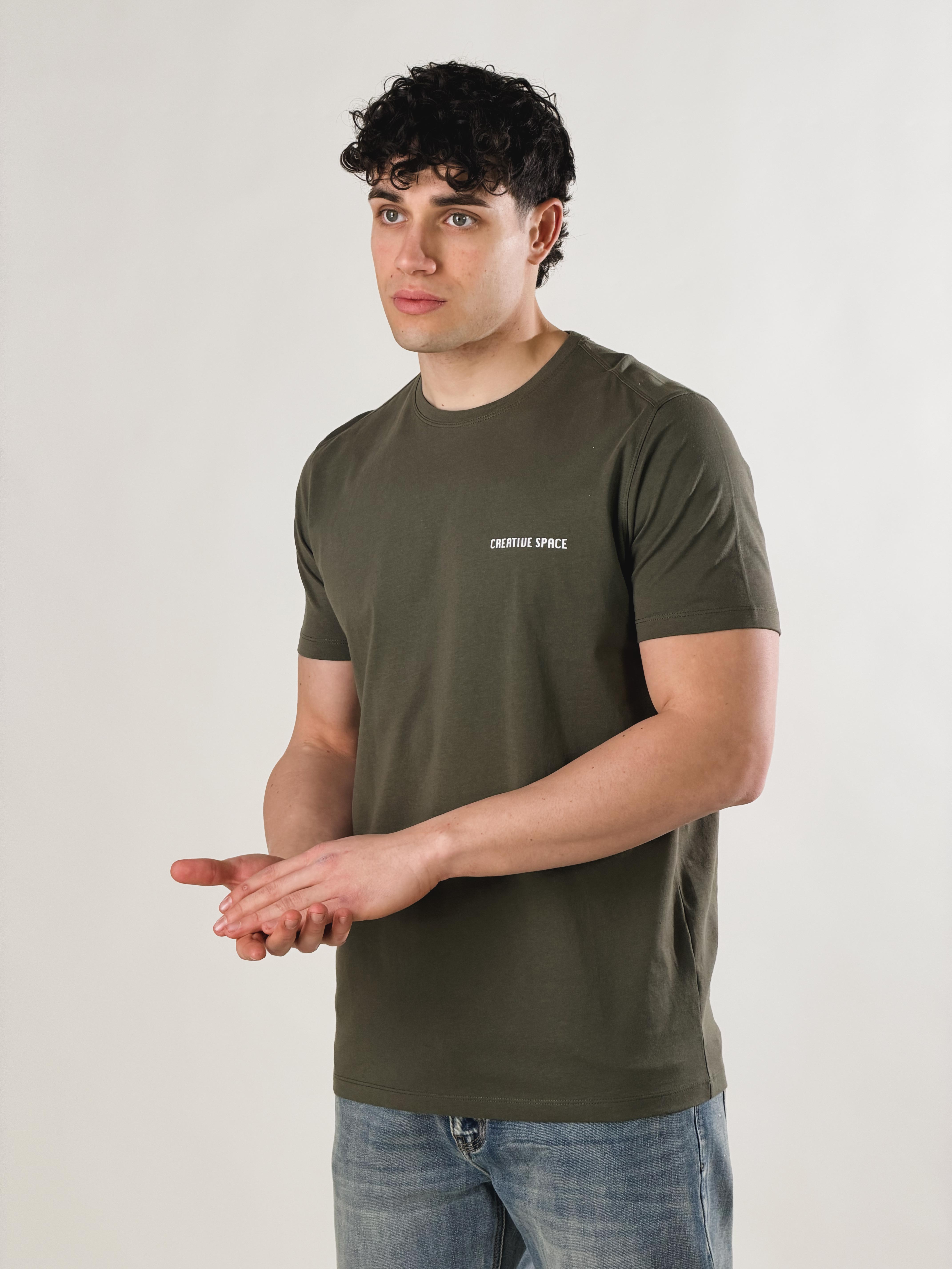 T-Shirt grafica basie fit|Colore:Verde militare