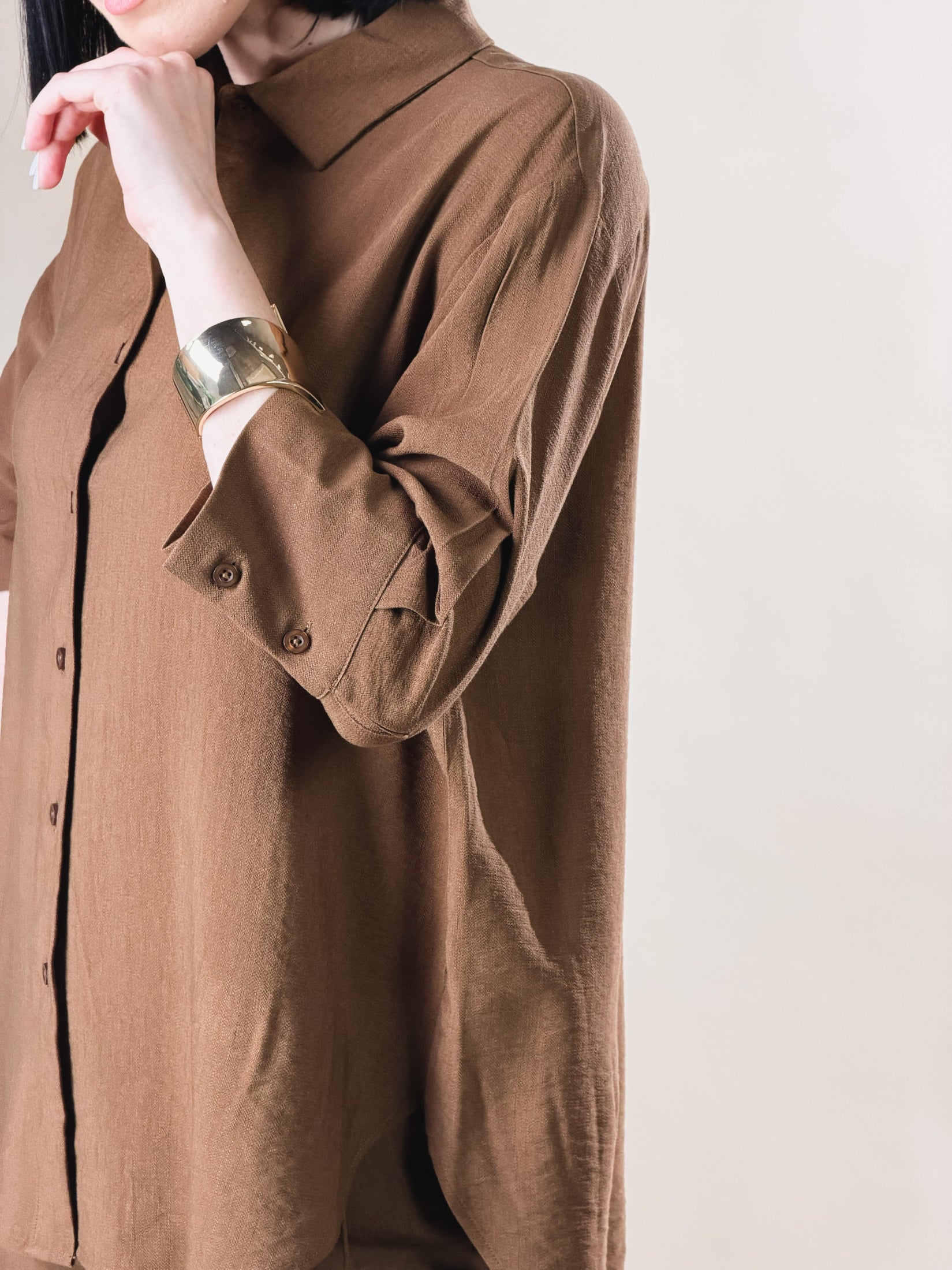 Camicia con bottoni e maniche a tre quarti|Colore:Cioccolato