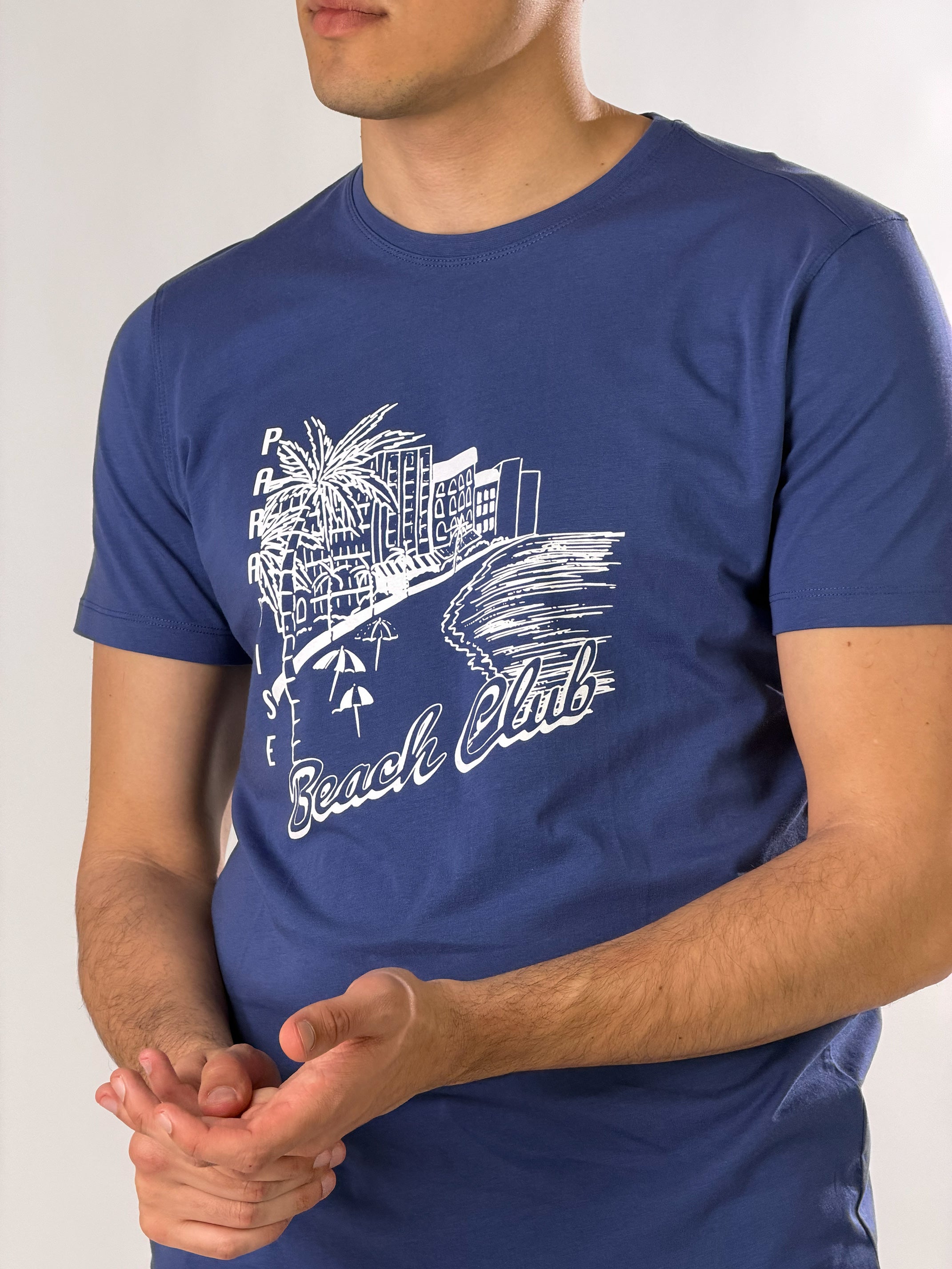 T - Shirt Paradise Beach Club base fit|Colore:Blu chiaro