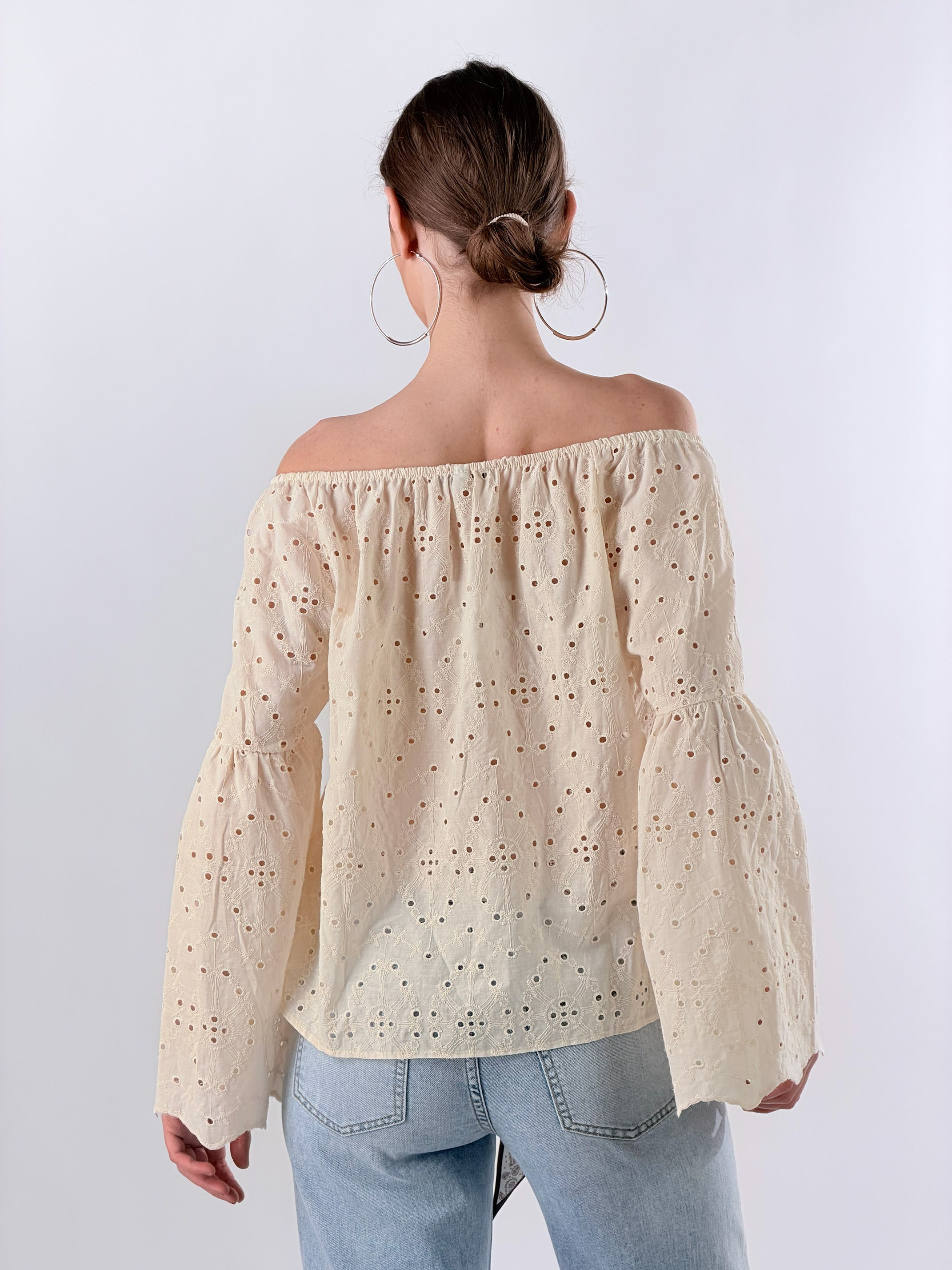 Blusa Scollo a barca pizzo san Gallo|Colore:Beige